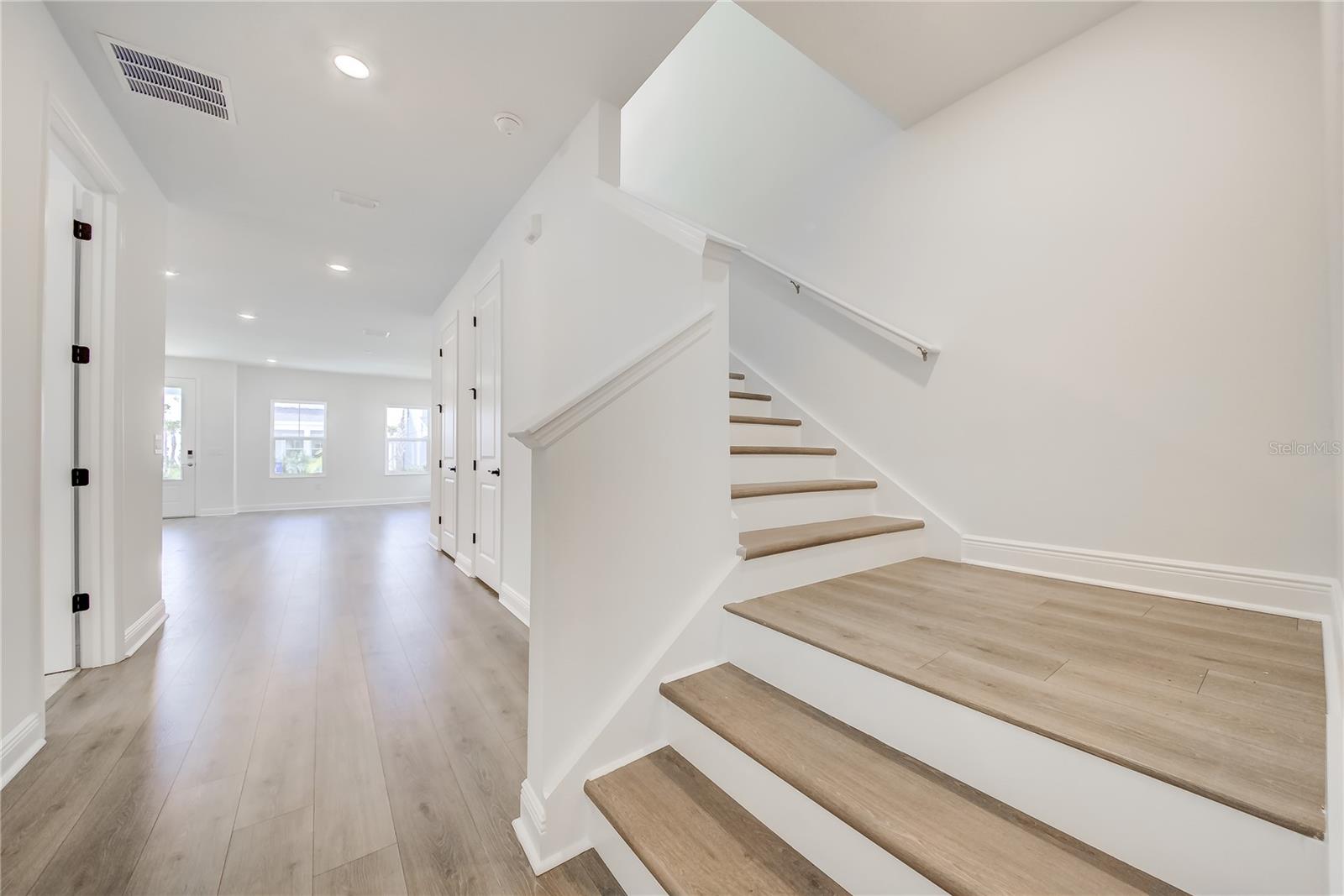 Image 35 of 49 For 9039 Duany Lane