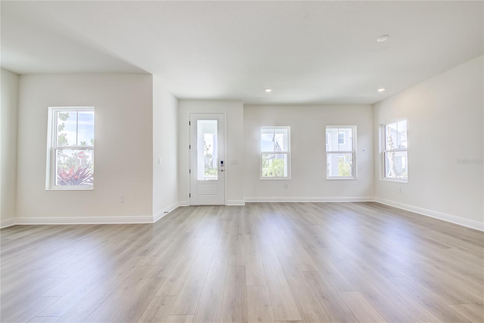 Image 6 of 49 For 9039 Duany Lane