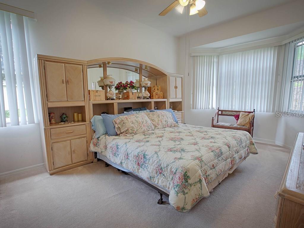 Image 14 of 51 For 2427 Caledonian Street