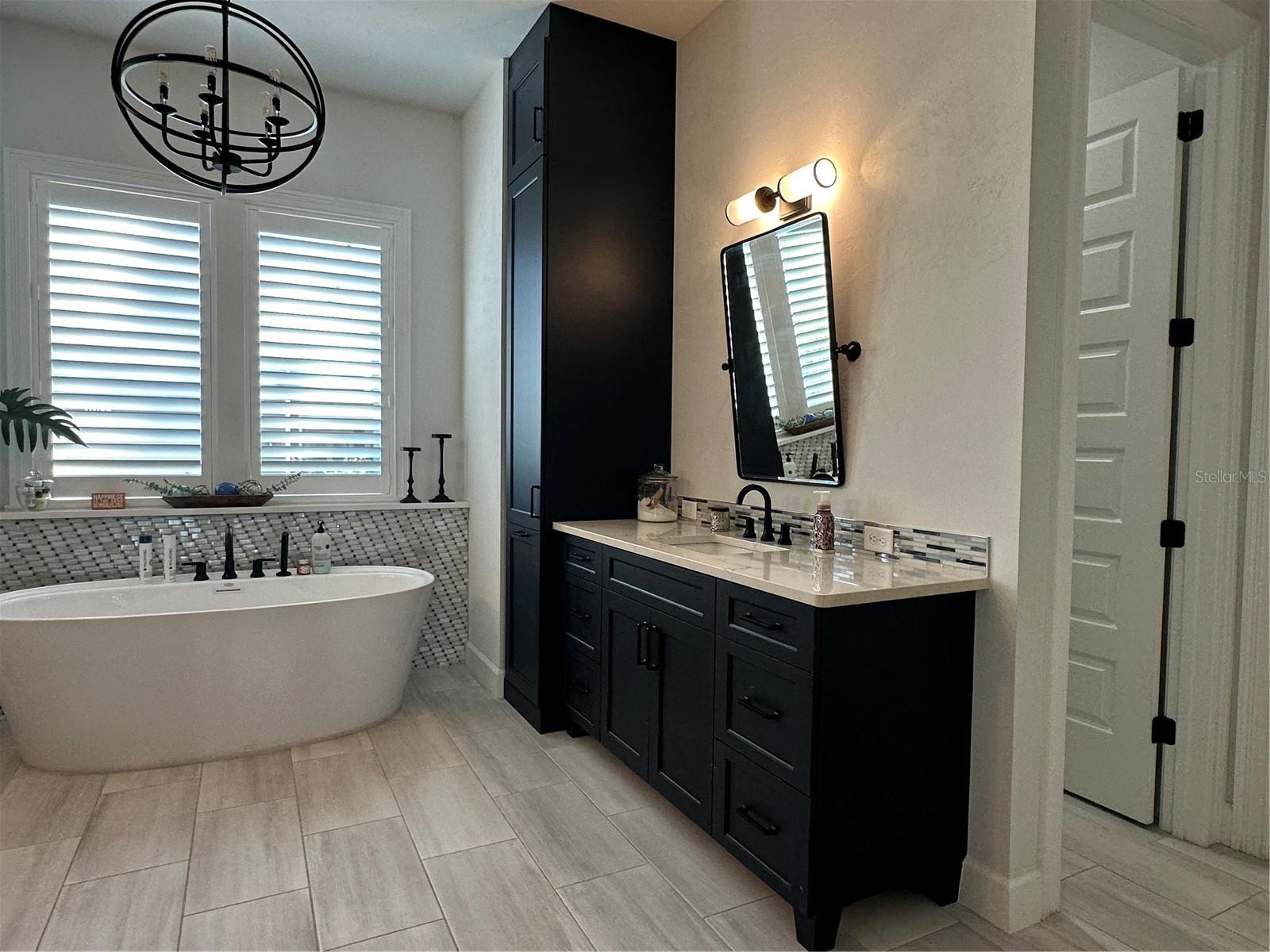 Image 16 of 57 For 981 Sw 137th Way