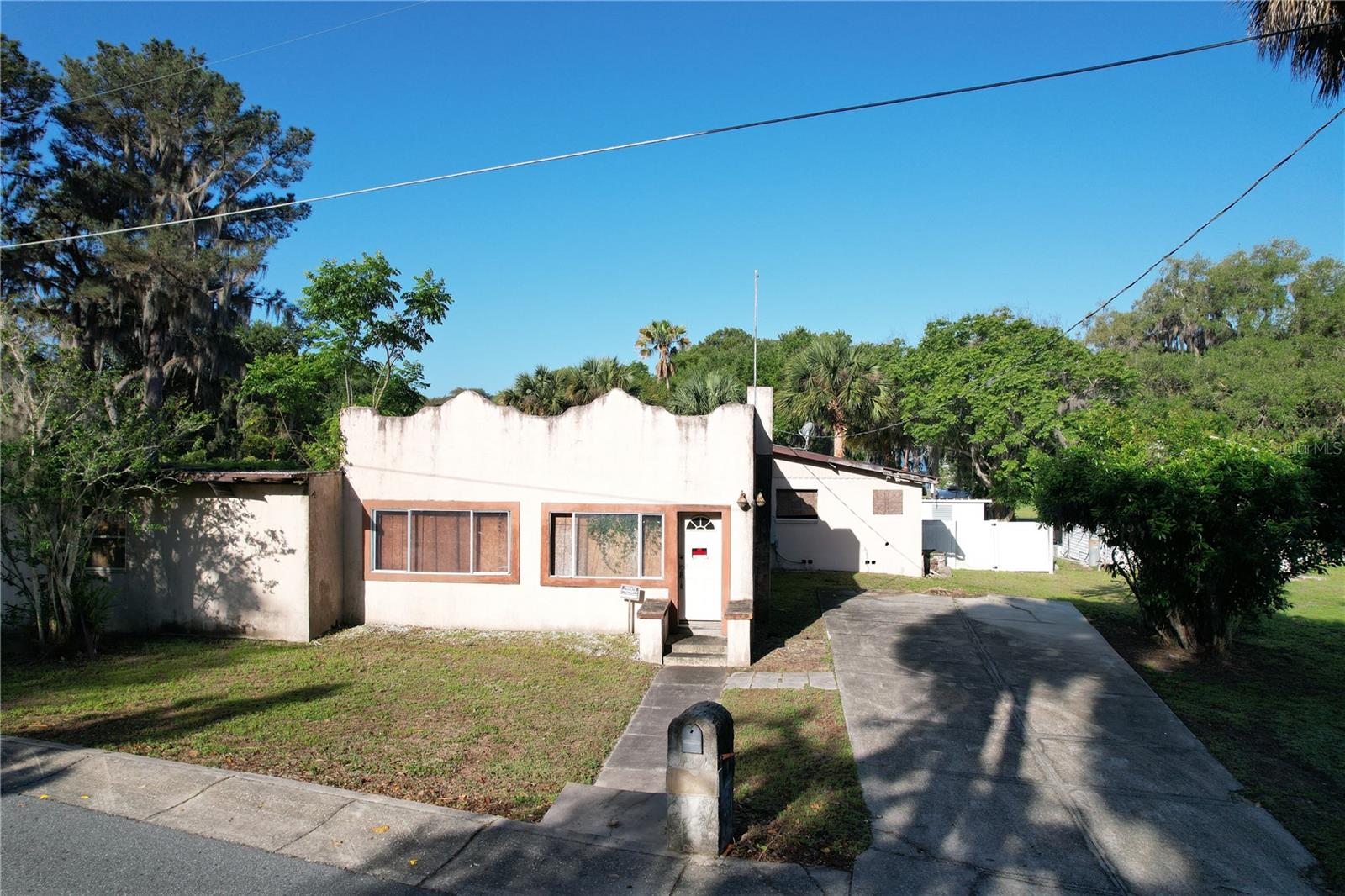 Image 8 of 8 For 6405 Sunnyside Drive