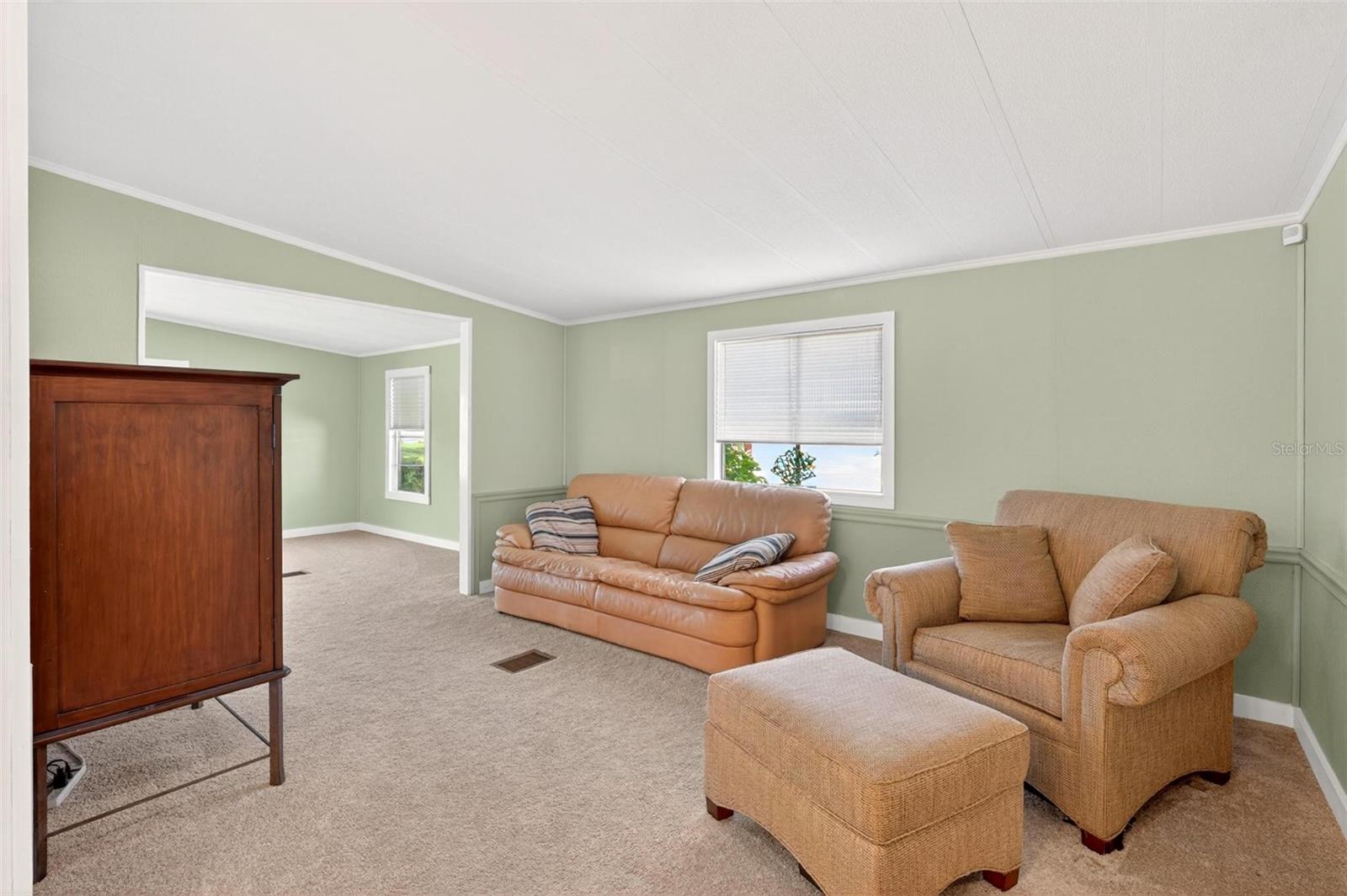 Image 11 of 31 For 516 Jason Drive