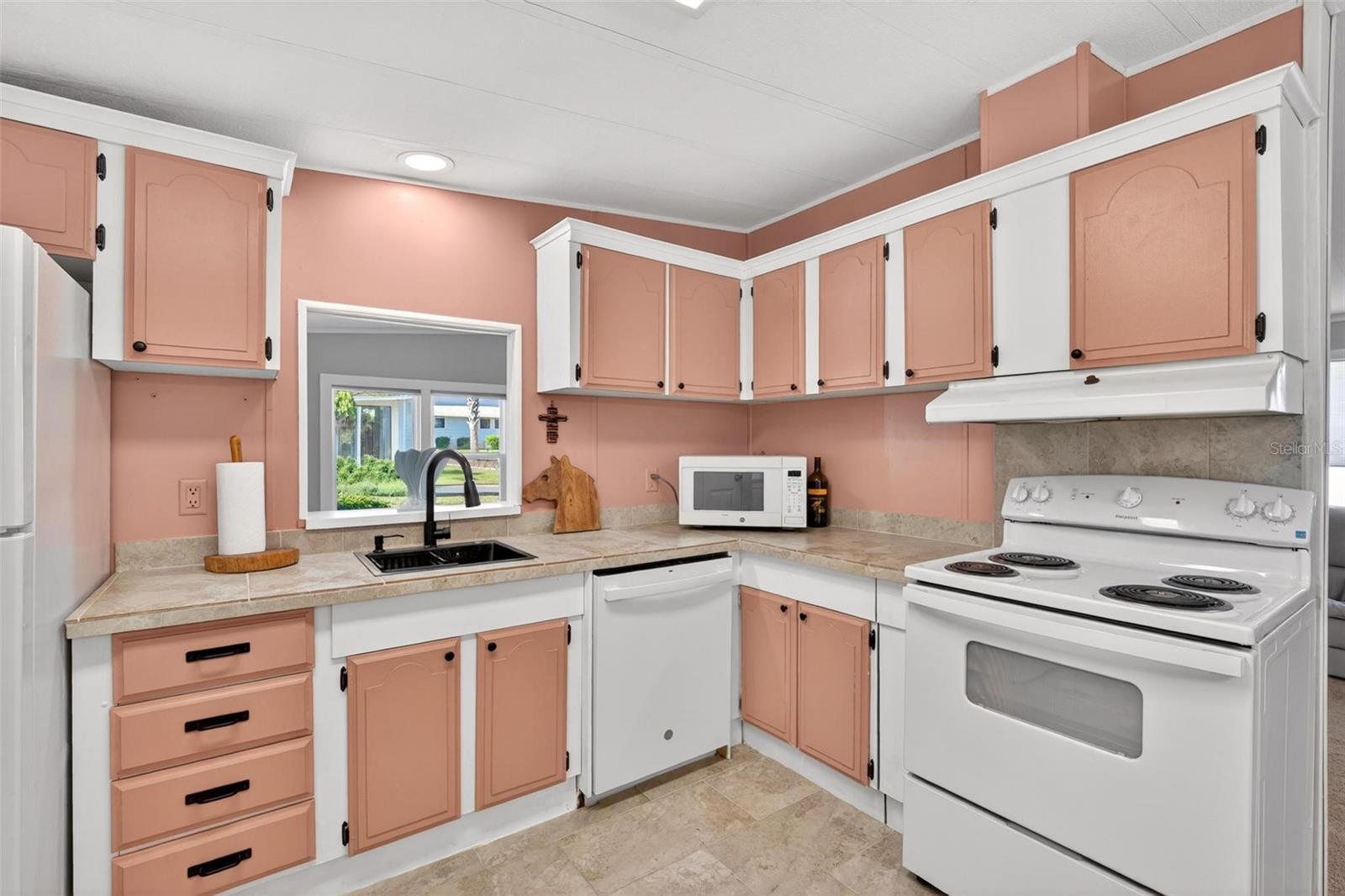 Image 16 of 31 For 516 Jason Drive