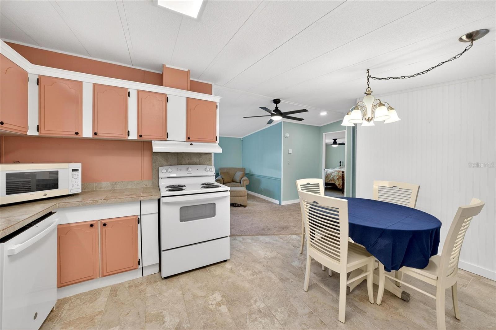 Image 17 of 31 For 516 Jason Drive