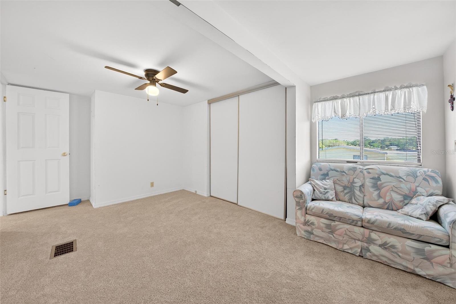 Image 24 of 31 For 516 Jason Drive