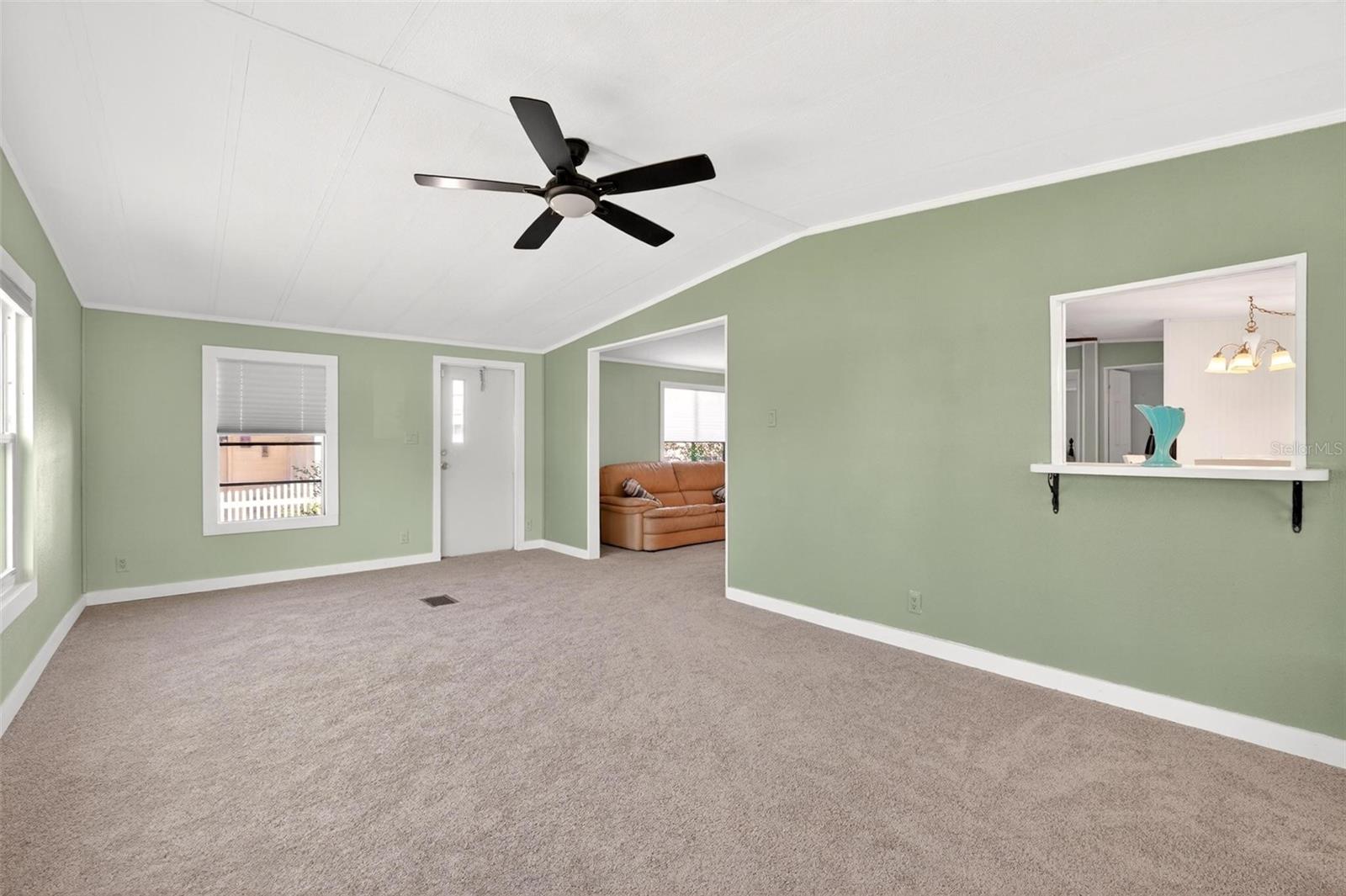 Image 7 of 31 For 516 Jason Drive