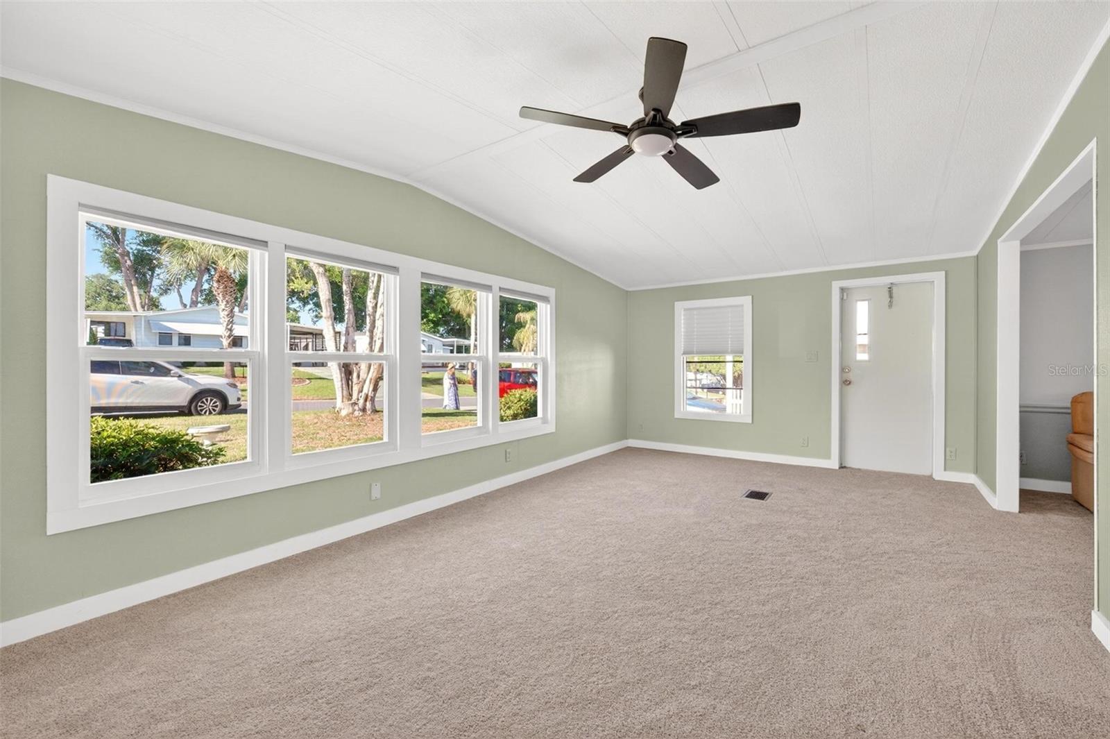 Image 8 of 31 For 516 Jason Drive