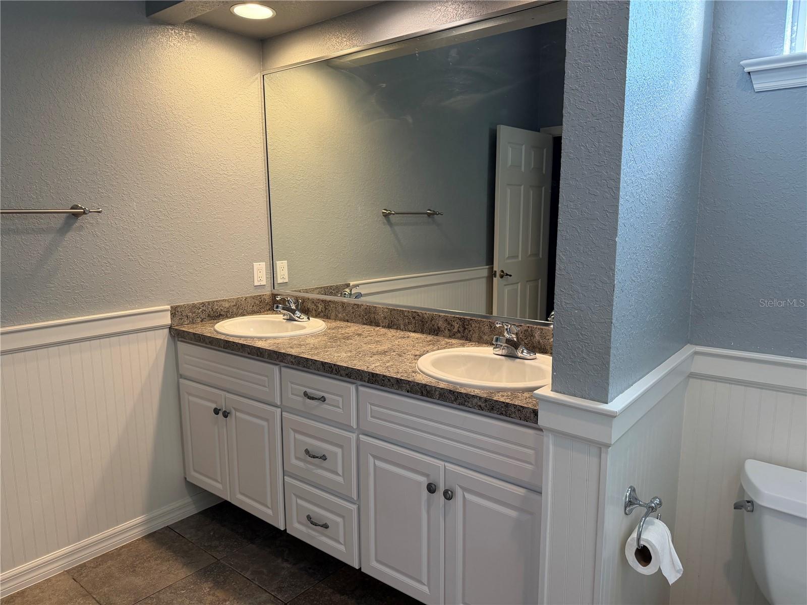 Image 35 of 36 For 255 Bayberry Drive