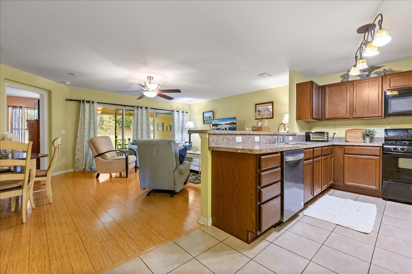 Image 13 of 44 For 26921 White Plains Way