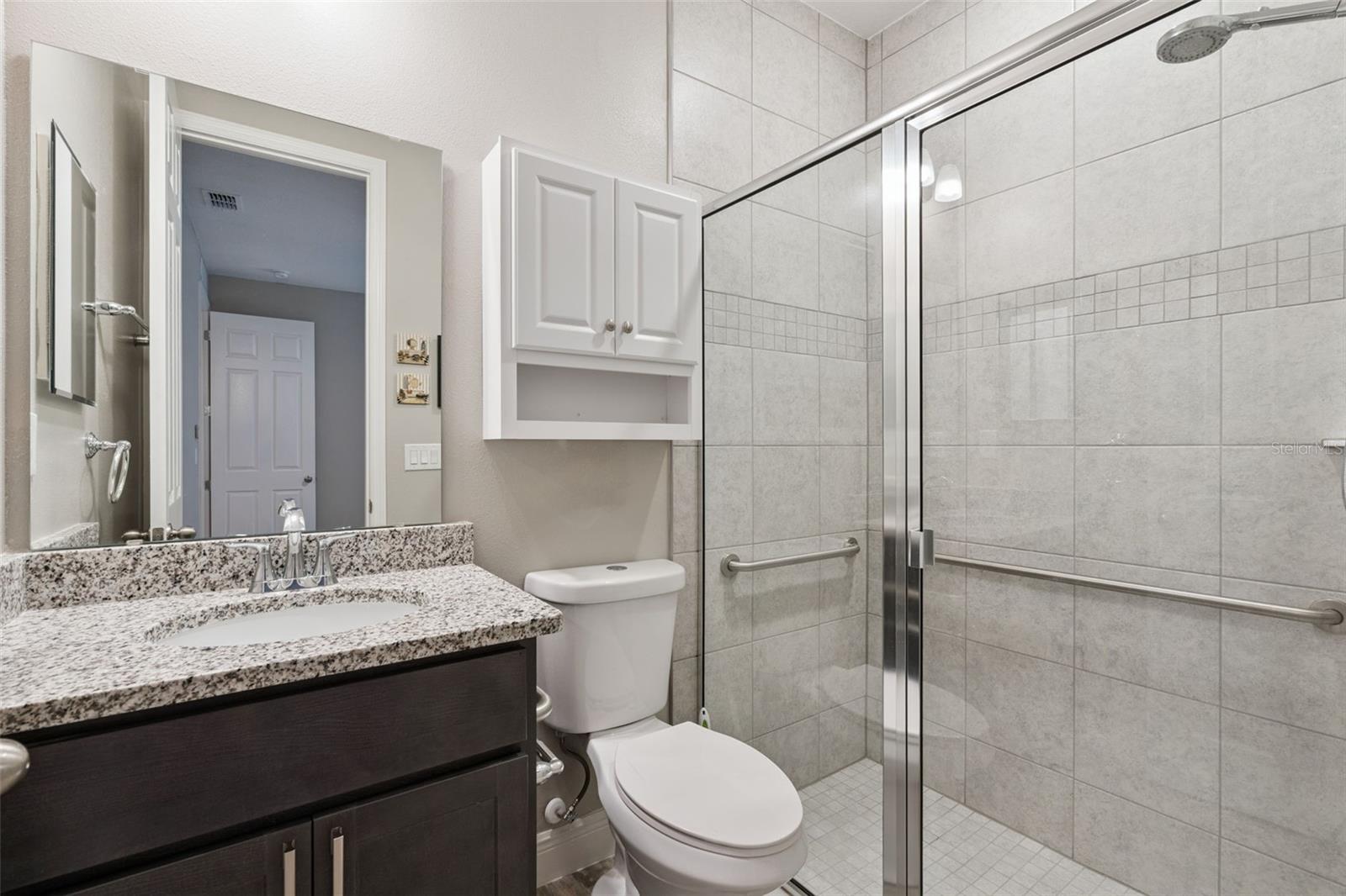 Image 24 of 55 For 714 Oaks Shores Road