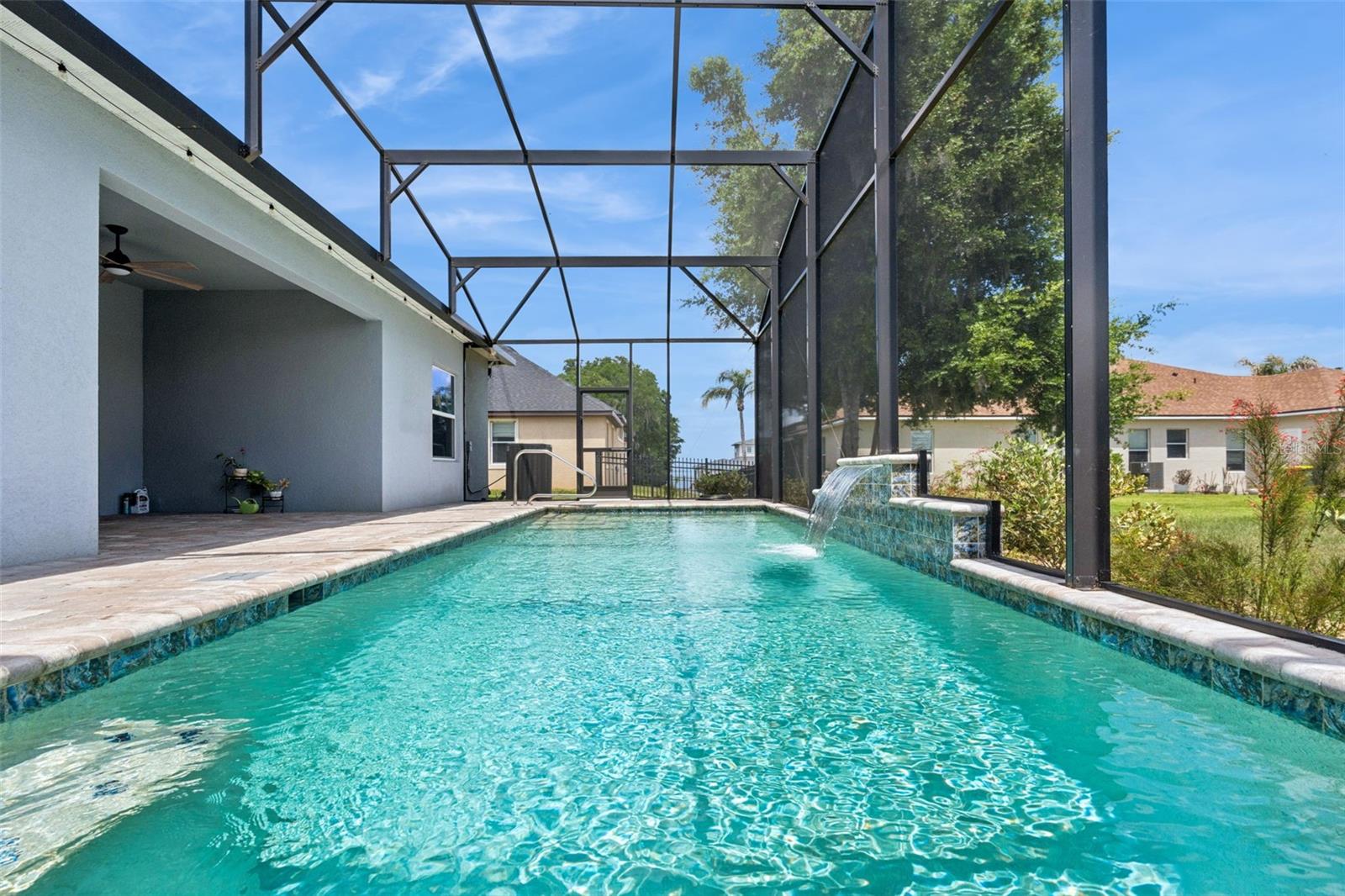 Image 35 of 55 For 714 Oaks Shores Road