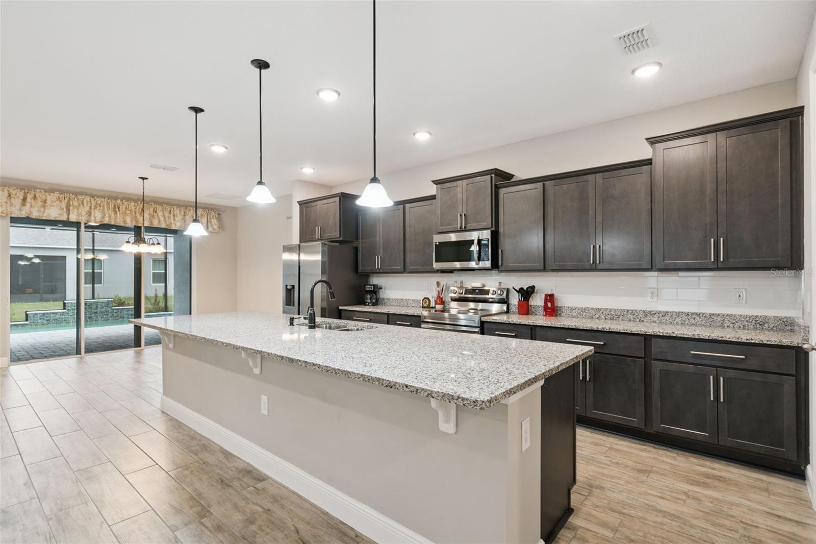 Image 8 of 55 For 714 Oaks Shores Road