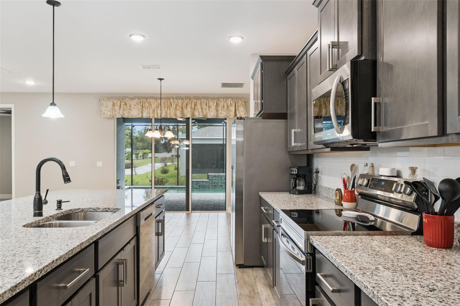 Image 9 of 55 For 714 Oaks Shores Road