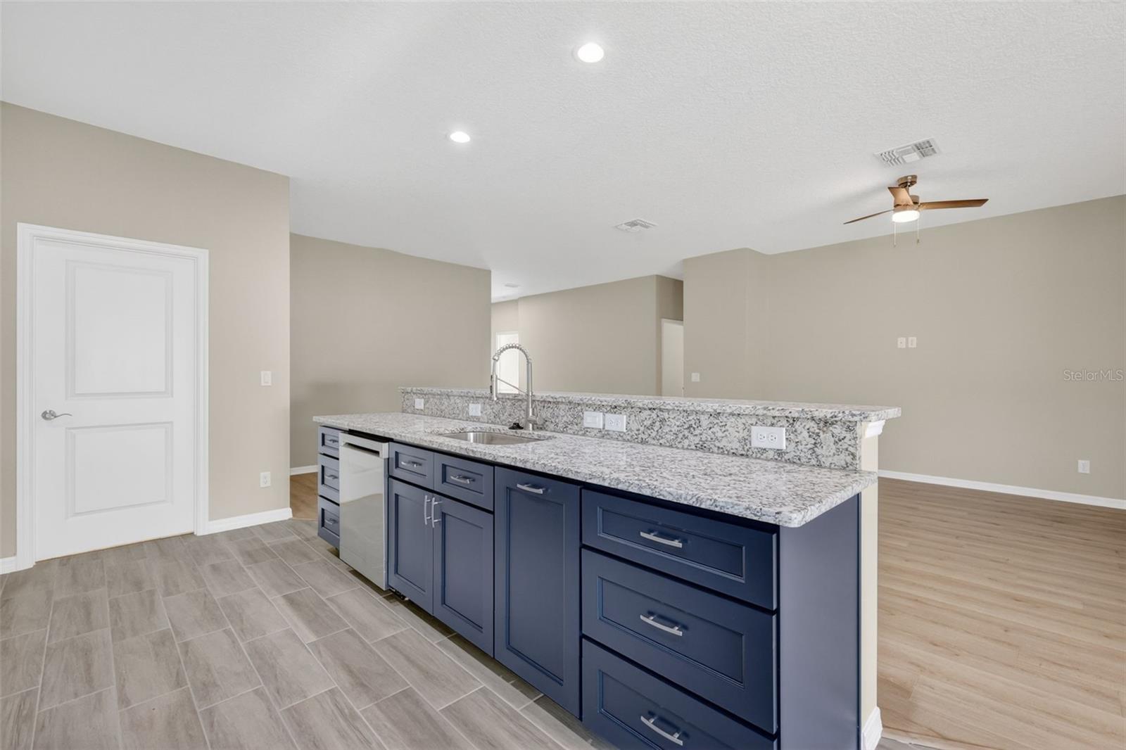 Image 15 of 43 For 38905 Pine Street