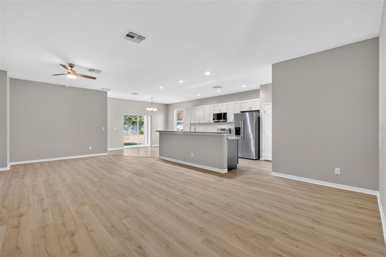 Image 6 of 43 For 38905 Pine Street
