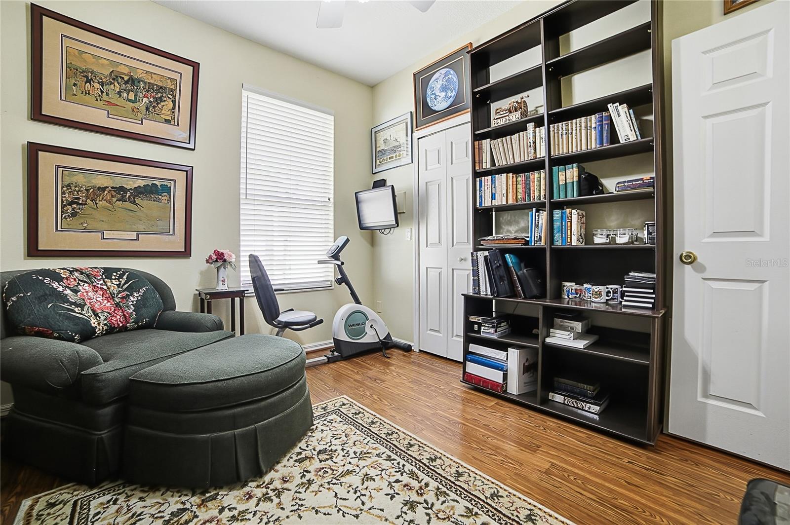 Image 23 of 36 For 934 Dekleva Drive