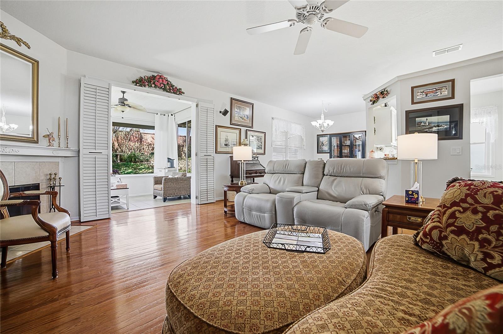 Image 7 of 36 For 934 Dekleva Drive