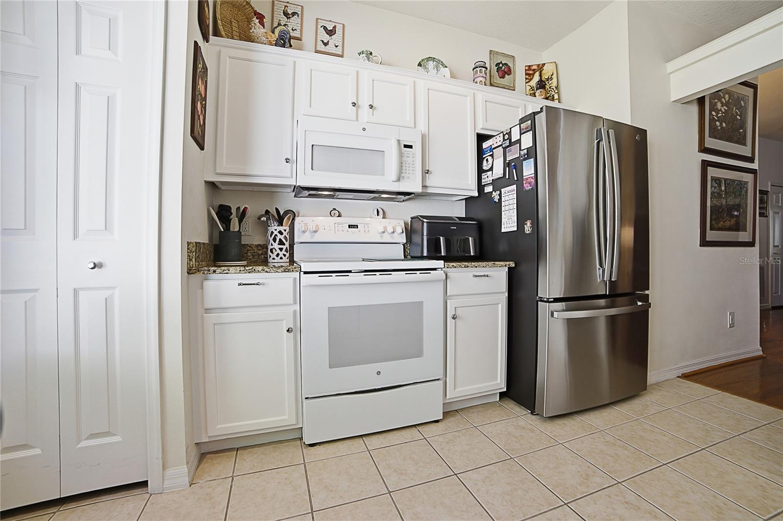 Image 9 of 36 For 934 Dekleva Drive