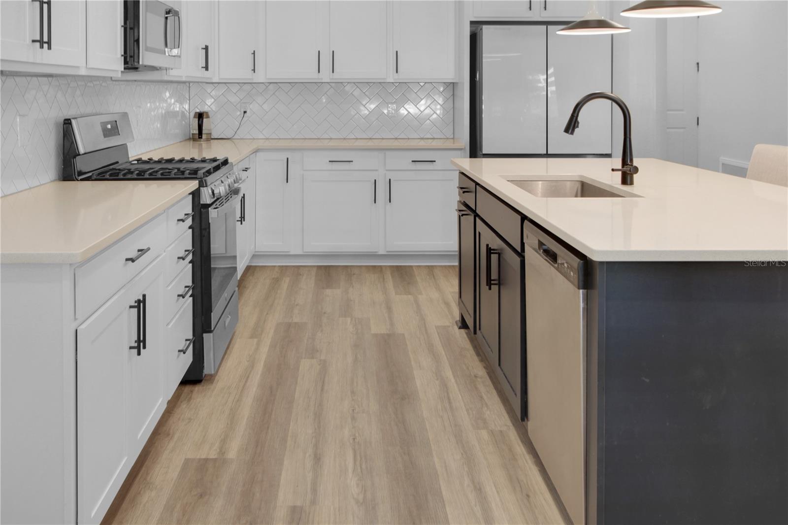 Image 18 of 29 For 5208 Meadow Song Drive