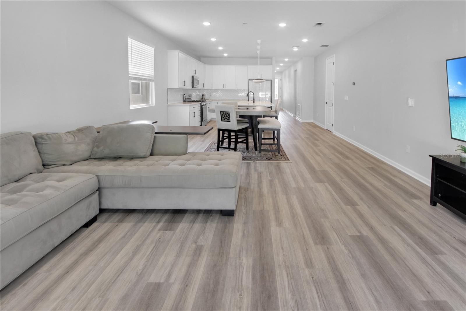 Image 19 of 29 For 5208 Meadow Song Drive