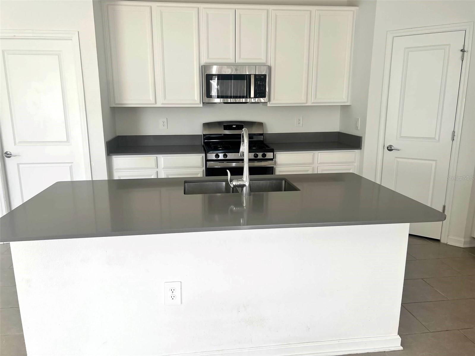 Image 5 of 11 For 5554 Braken Fern Way