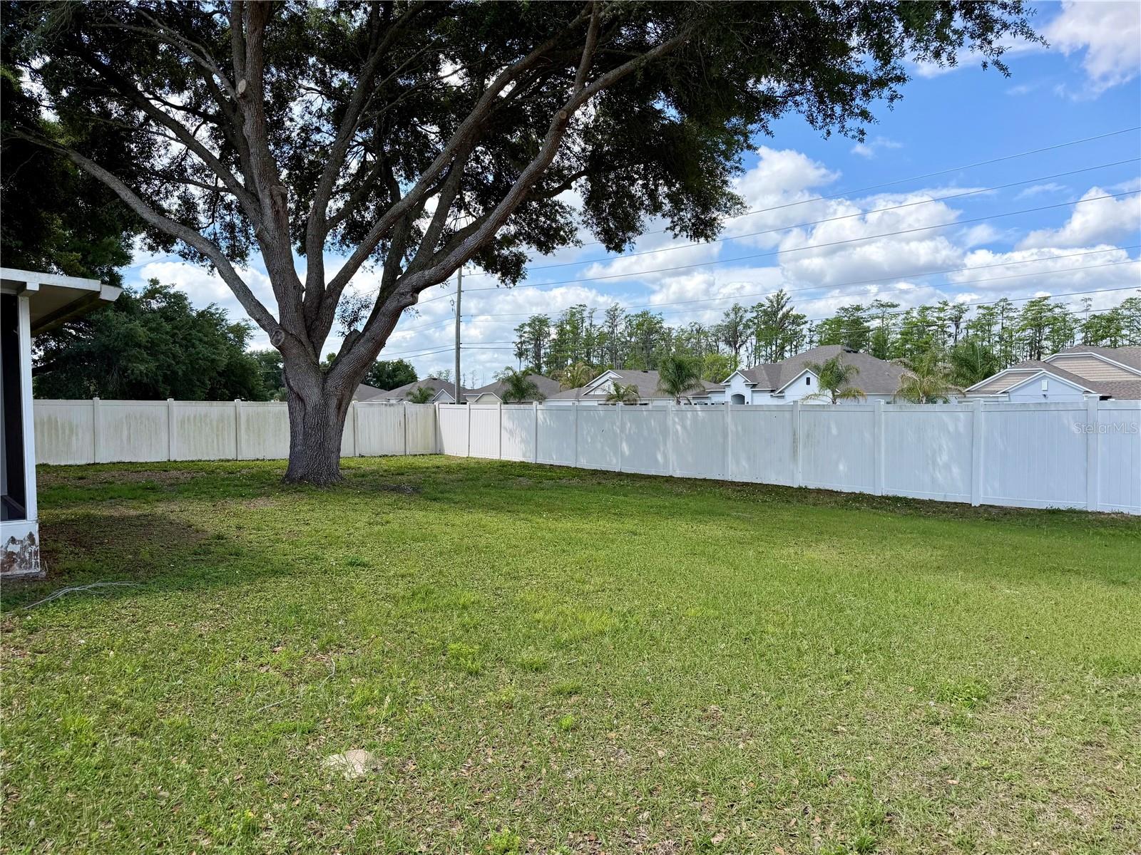 Image 41 of 43 For 1453 Whooping Drive