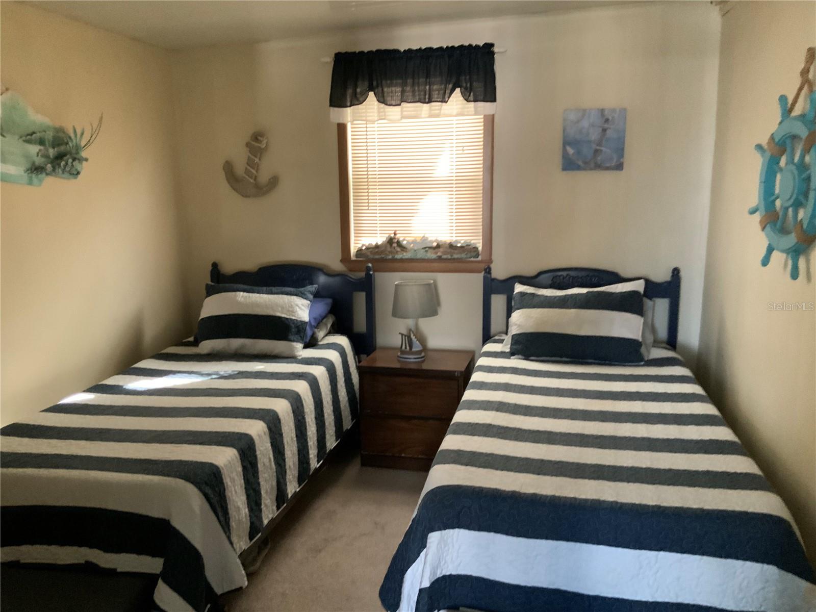 Image 10 of 17 For 11332 Goldfinch Way