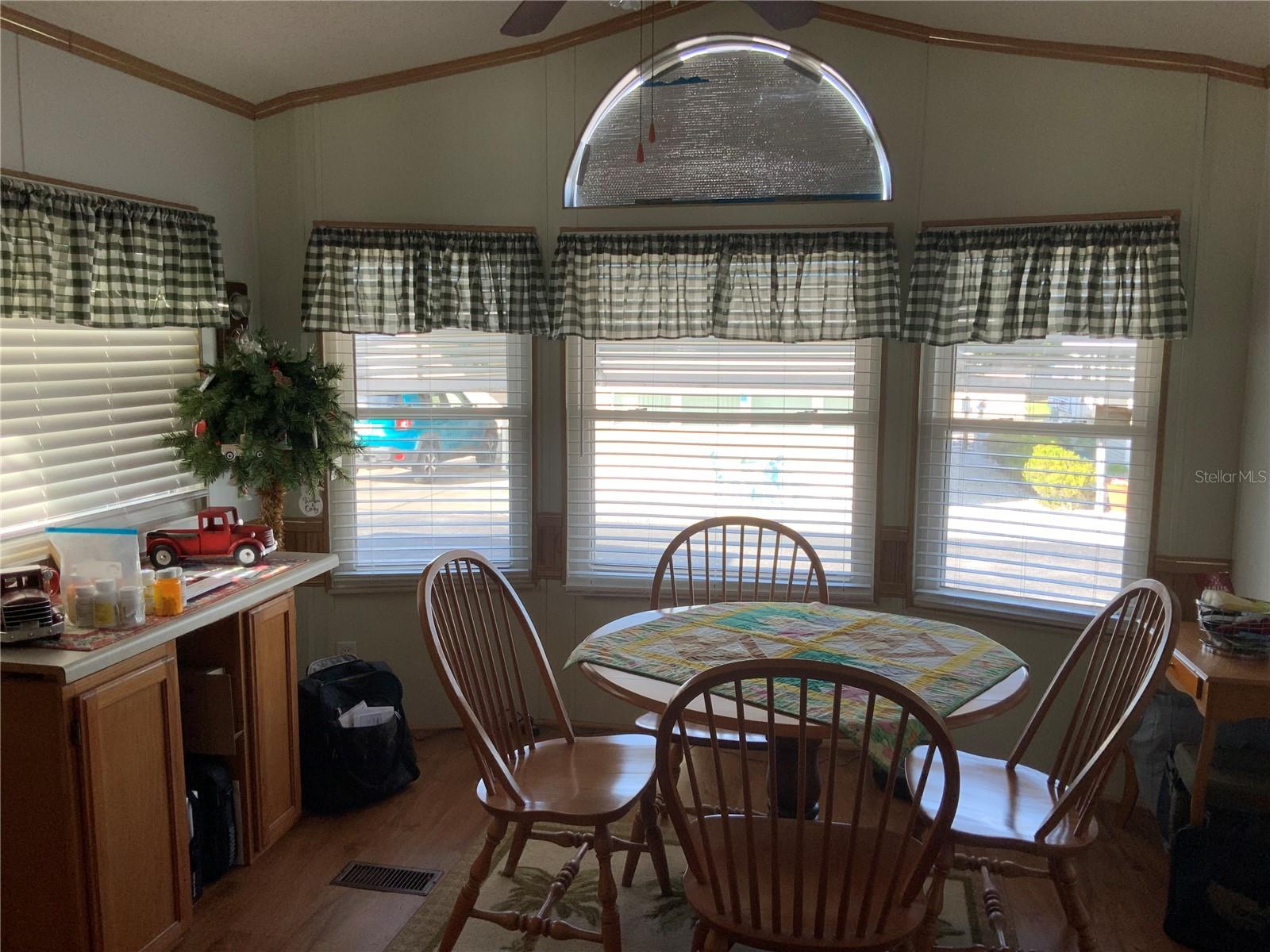 Image 8 of 17 For 11332 Goldfinch Way