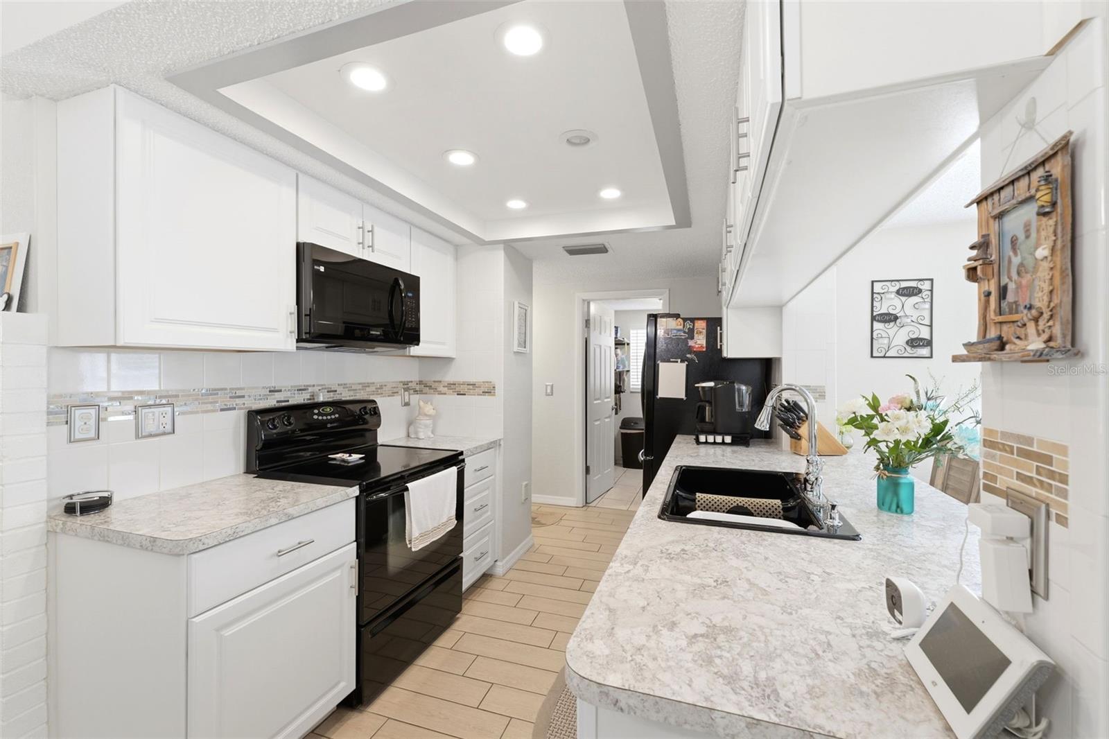 Image 14 of 33 For 8704 Long Boat Lane