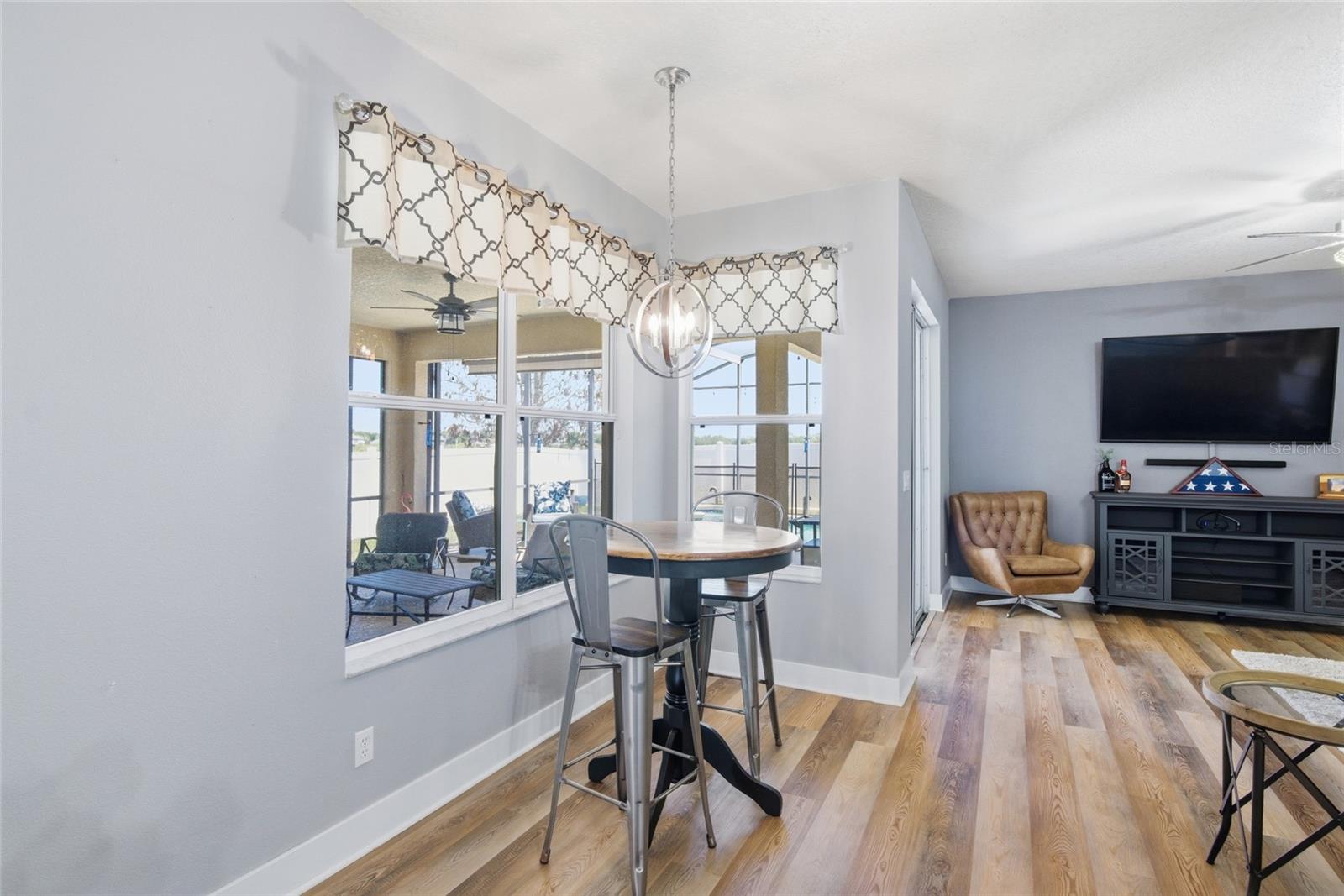 Image 10 of 40 For 5347 Cape Hatteras Drive