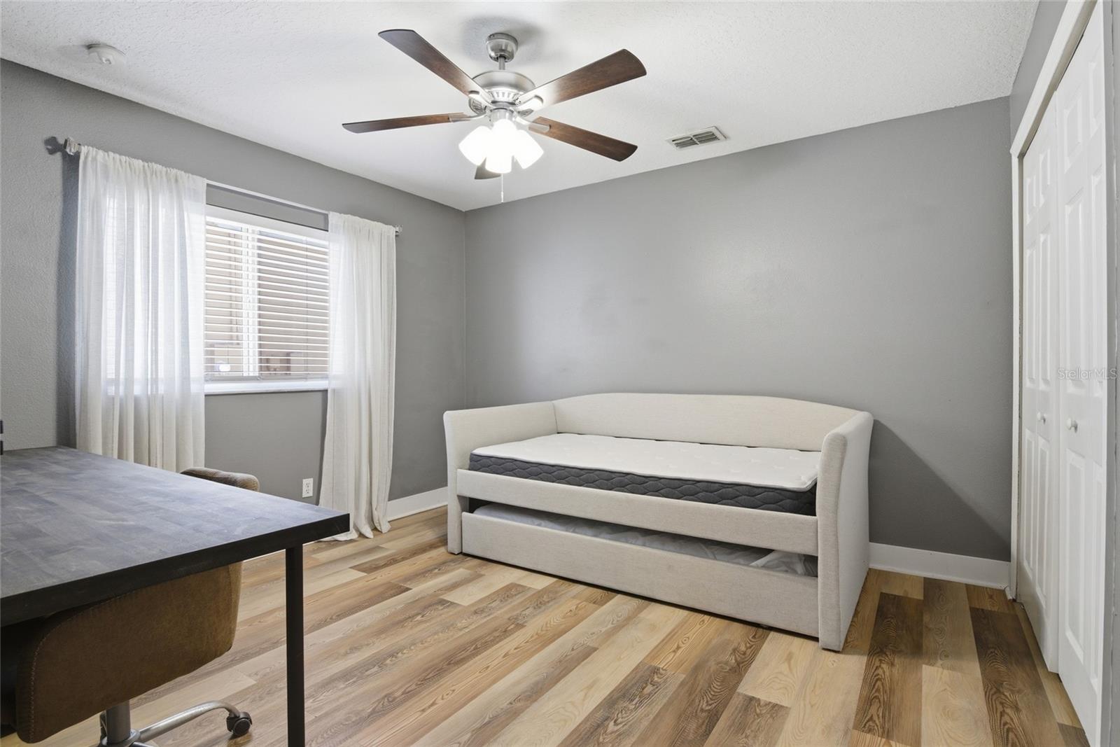 Image 22 of 40 For 5347 Cape Hatteras Drive