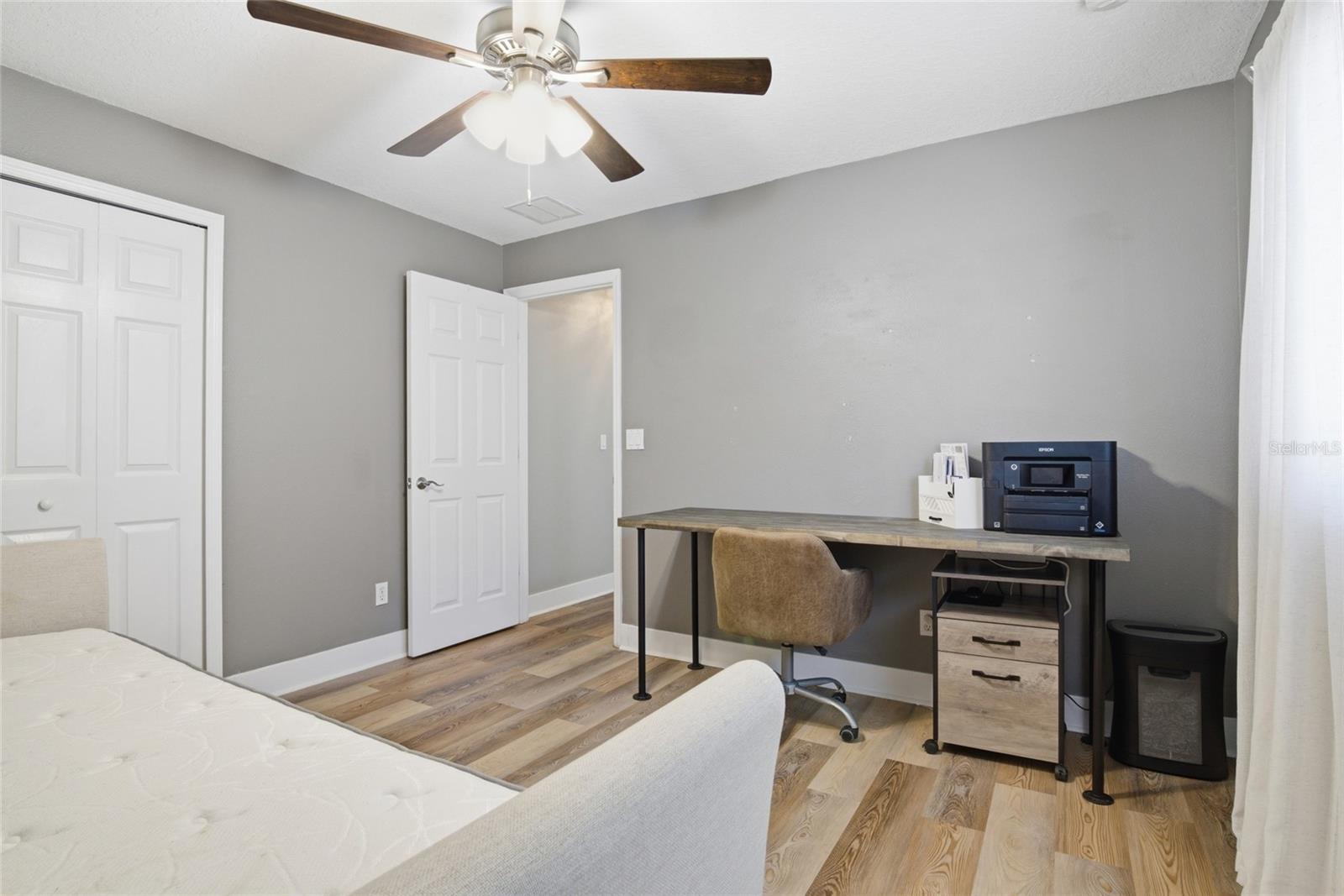 Image 23 of 40 For 5347 Cape Hatteras Drive