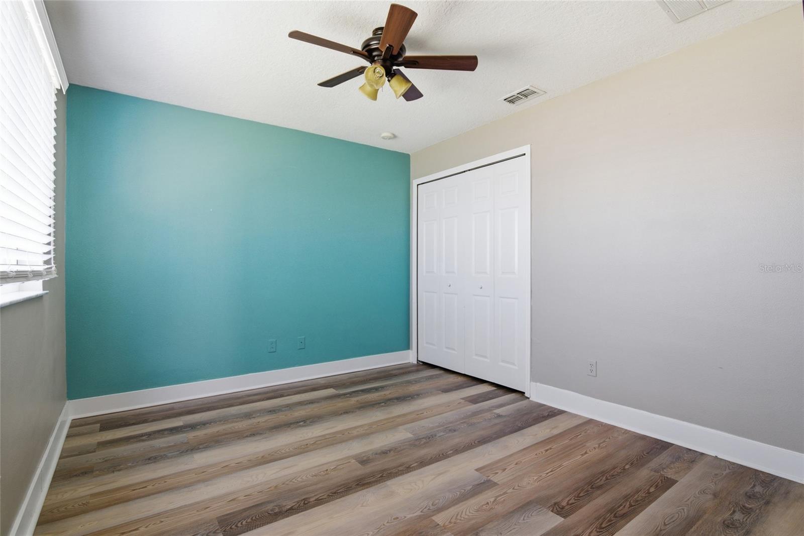 Image 25 of 40 For 5347 Cape Hatteras Drive