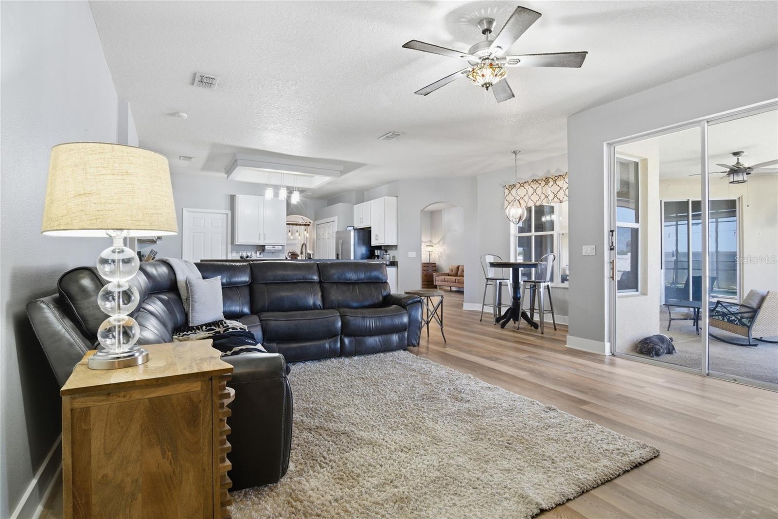 Image 4 of 40 For 5347 Cape Hatteras Drive