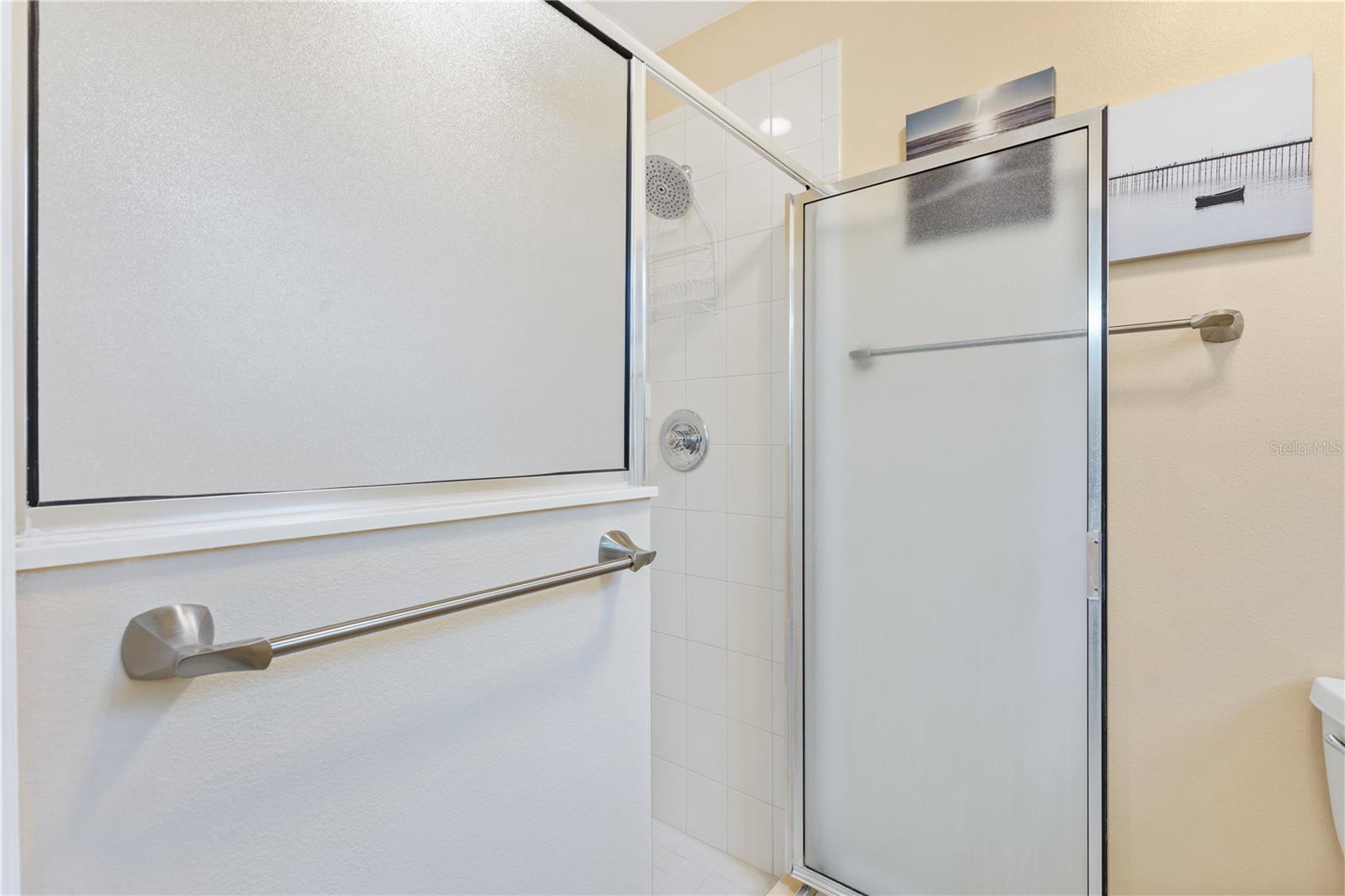 Image 19 of 38 For 16967 84th Colerain Circle