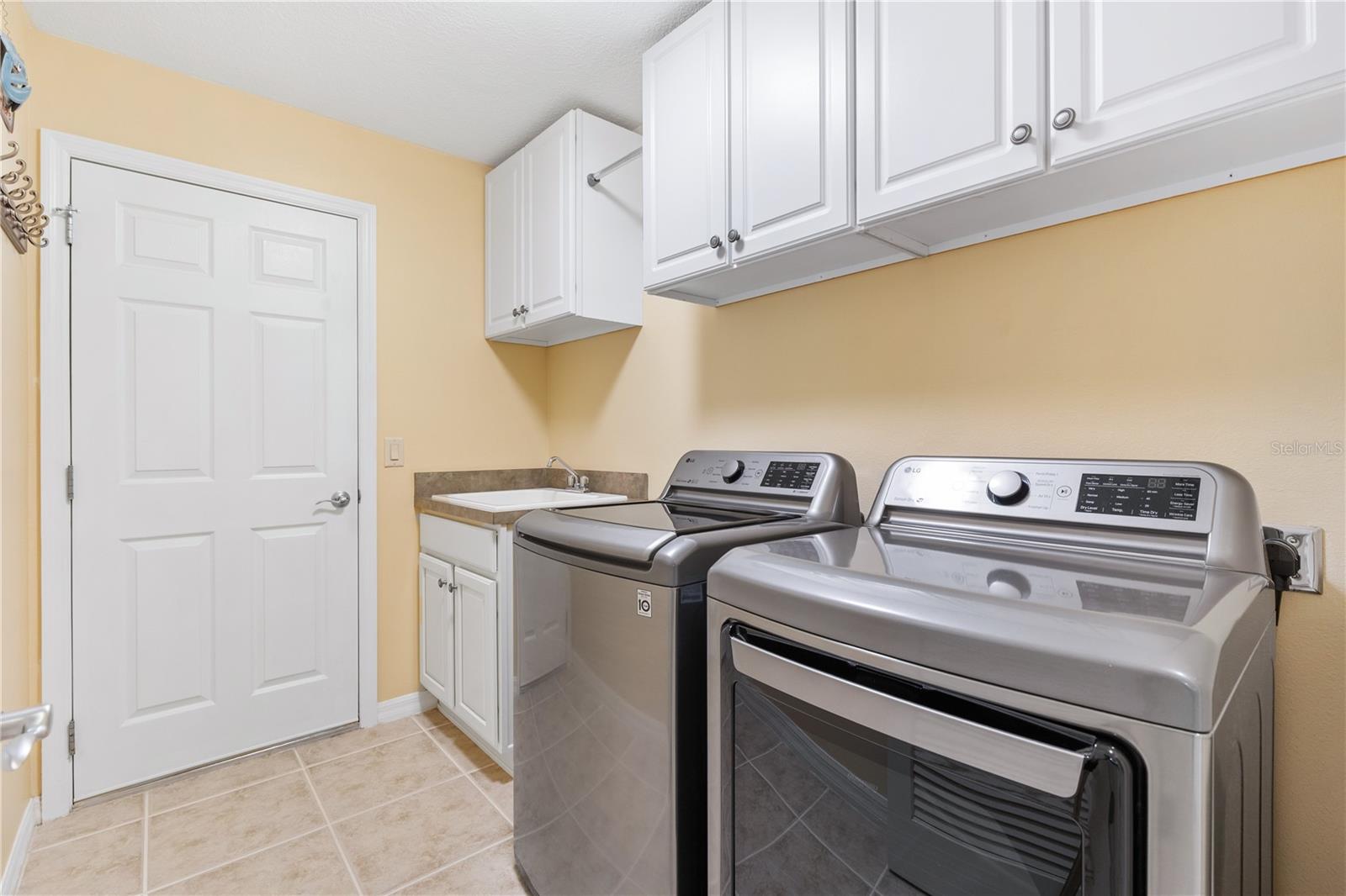 Image 25 of 38 For 16967 84th Colerain Circle