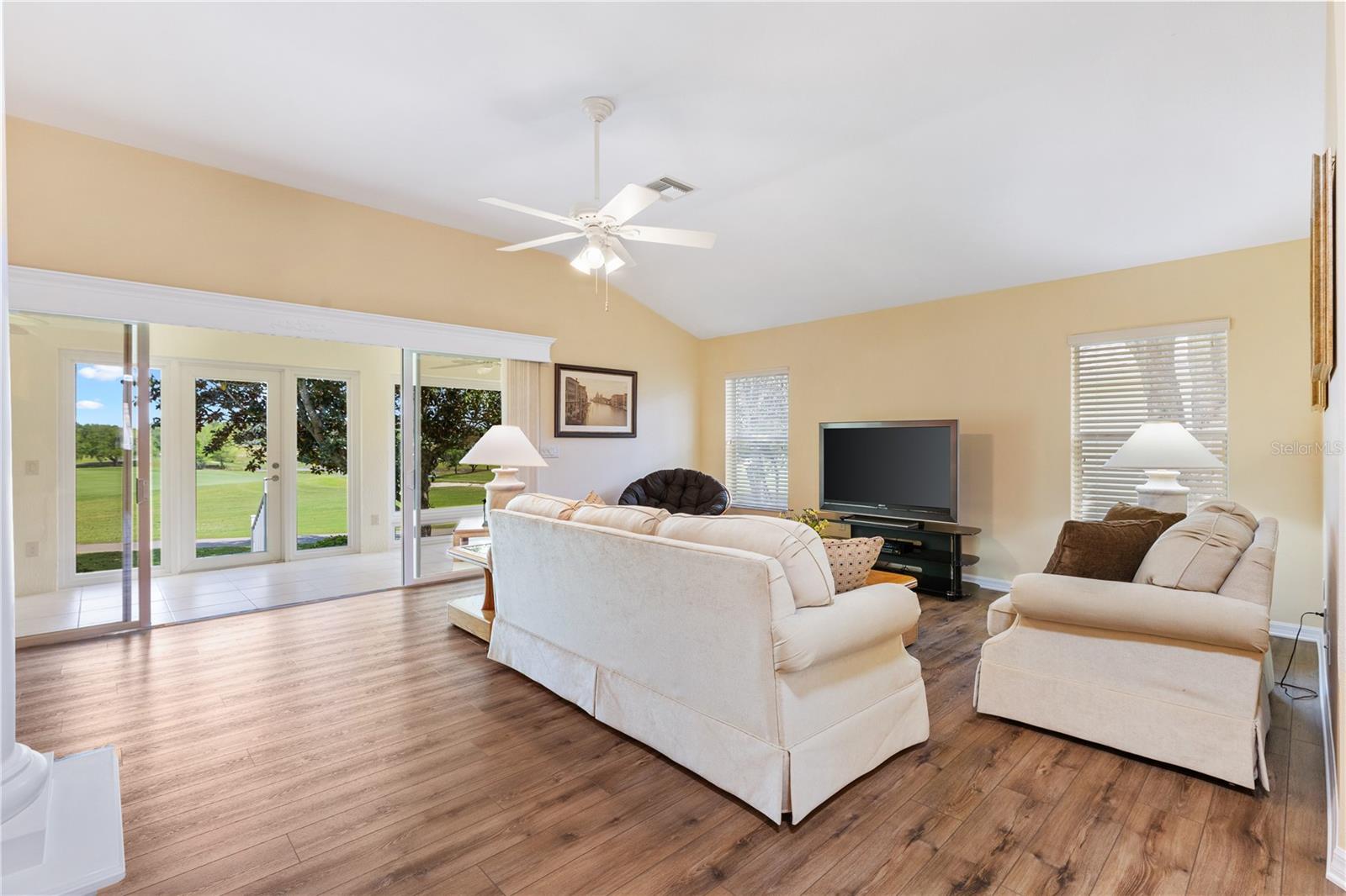 Image 6 of 38 For 16967 84th Colerain Circle