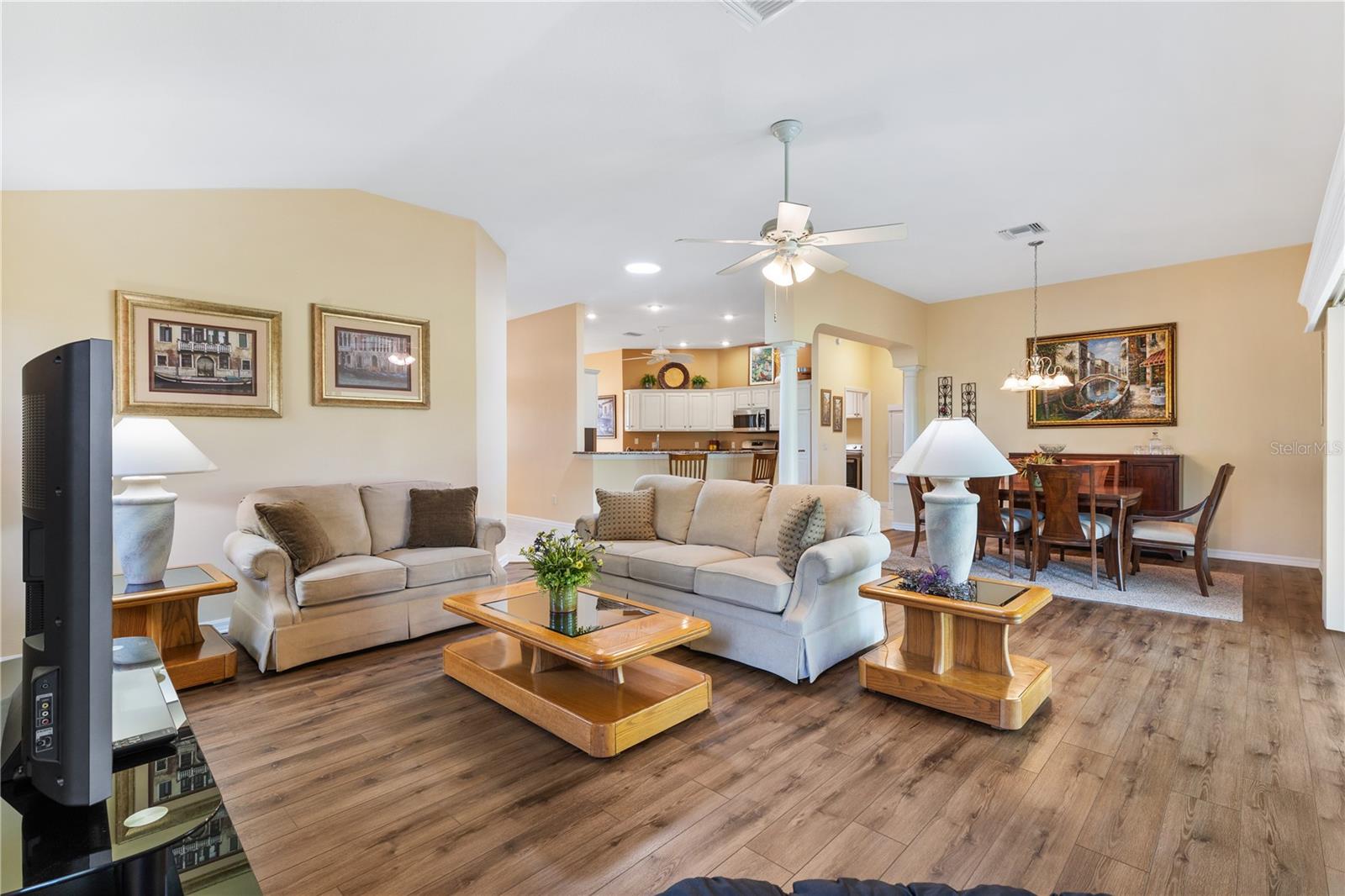 Image 8 of 38 For 16967 84th Colerain Circle