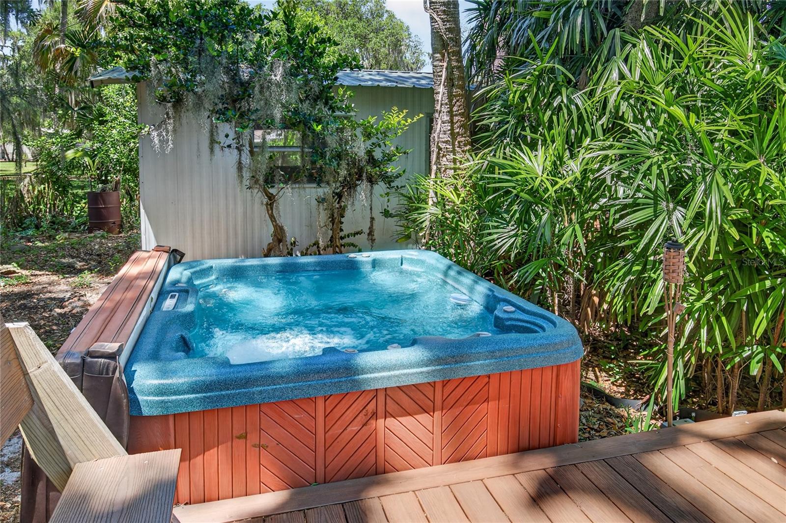 Image 43 of 62 For 719 Nelson Street