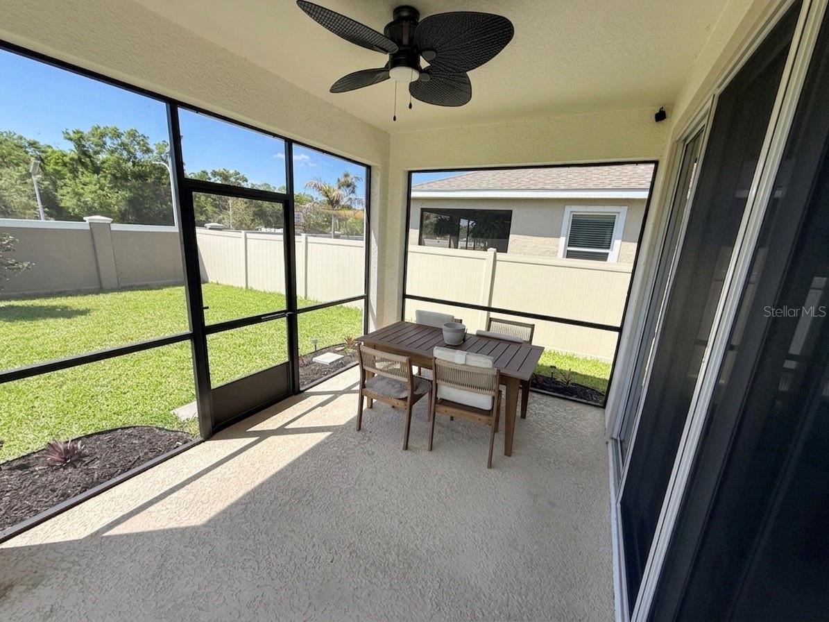 Image 10 of 37 For 16910 Oval Rum Drive