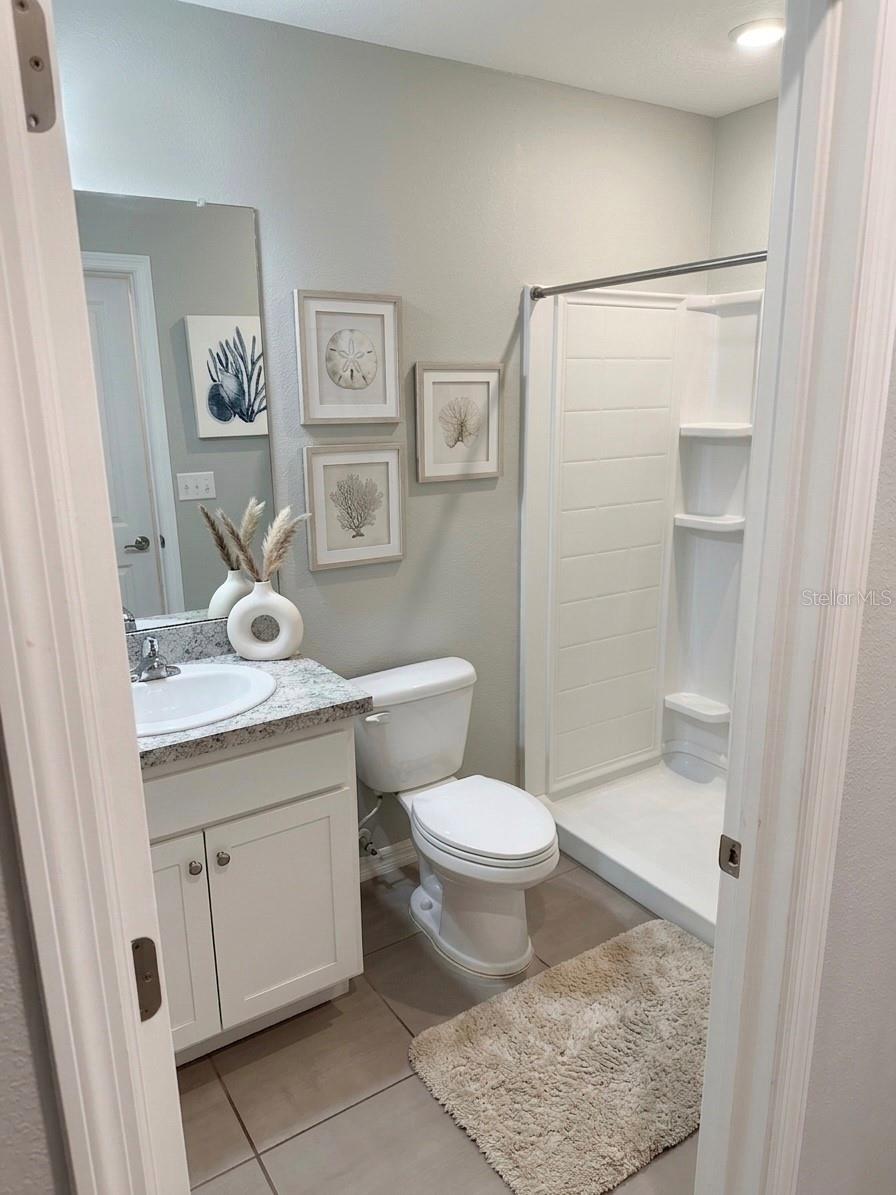 Image 13 of 37 For 16910 Oval Rum Drive