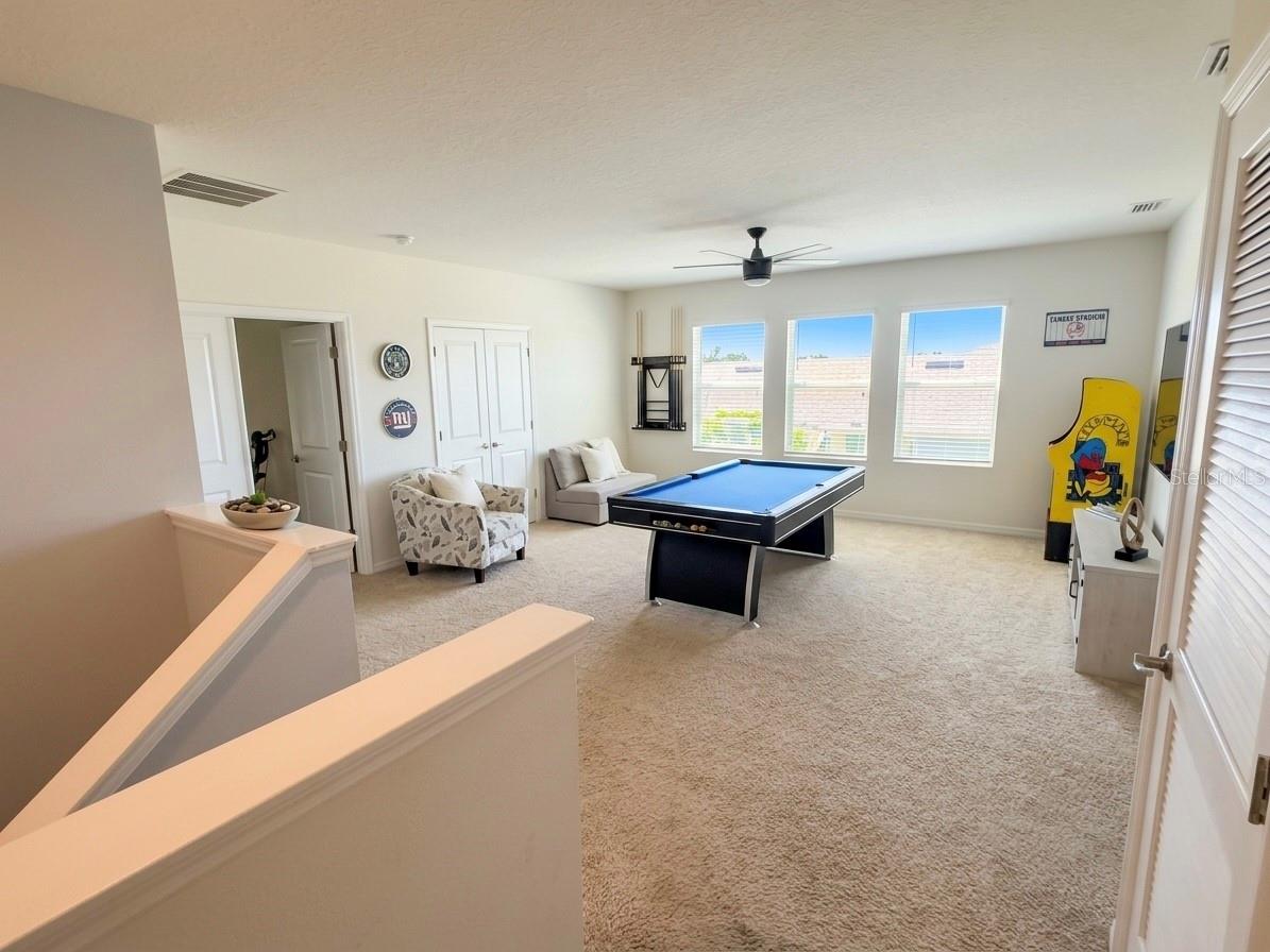 Image 16 of 37 For 16910 Oval Rum Drive