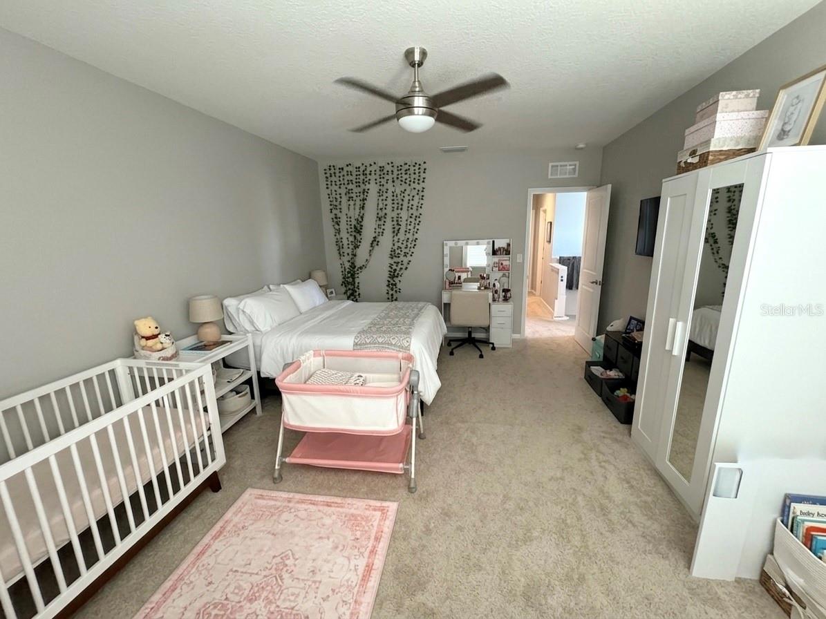 Image 26 of 37 For 16910 Oval Rum Drive