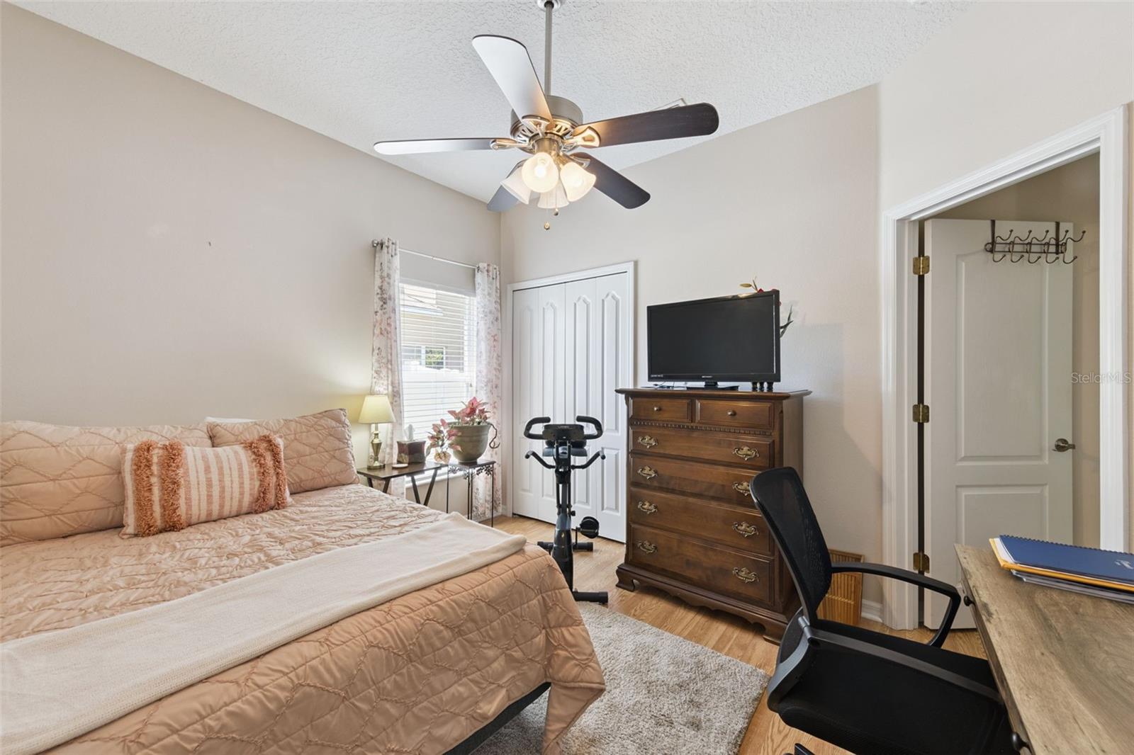 Image 10 of 20 For 6220 Beldon Dr