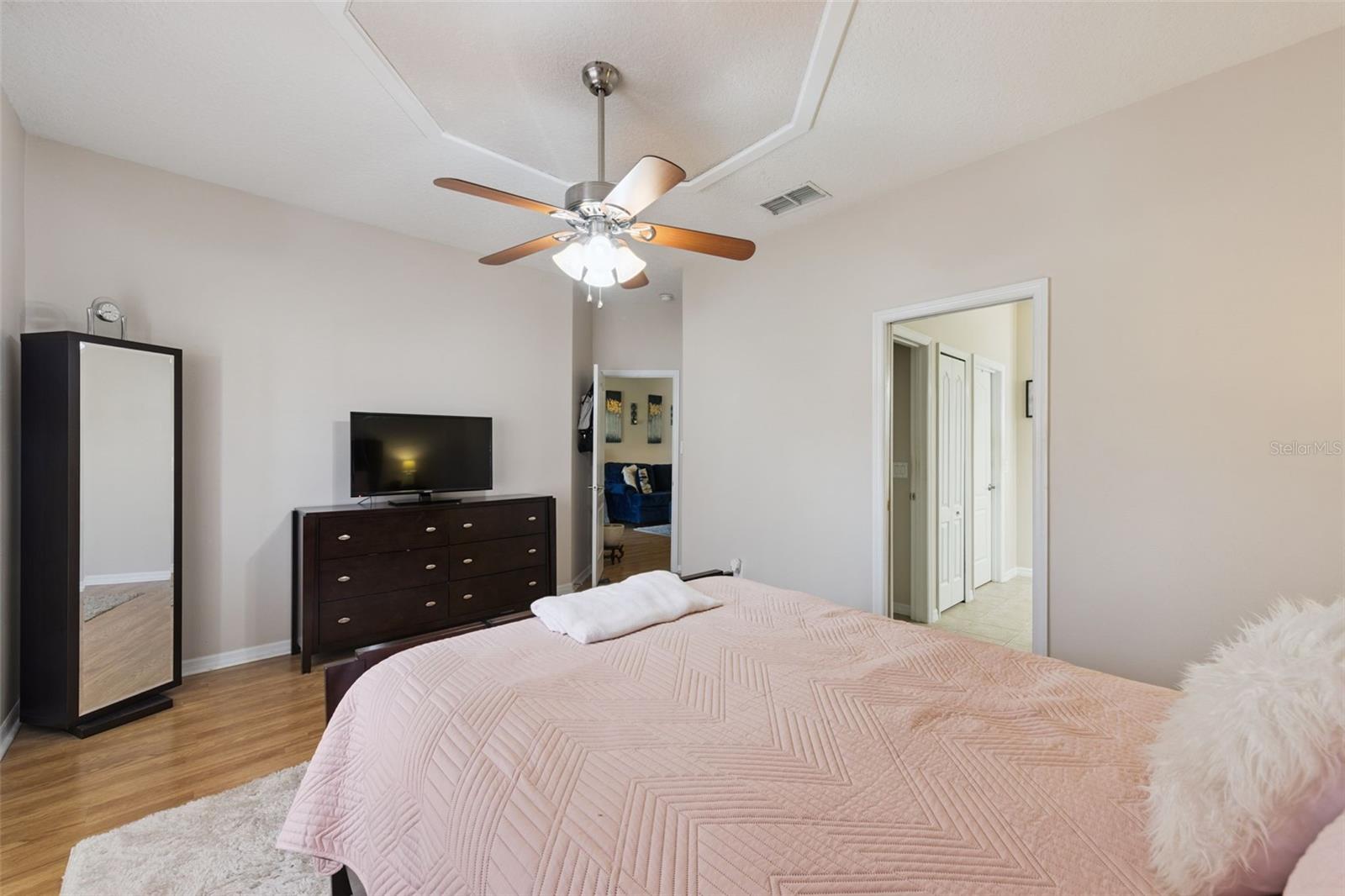 Image 13 of 20 For 6220 Beldon Dr