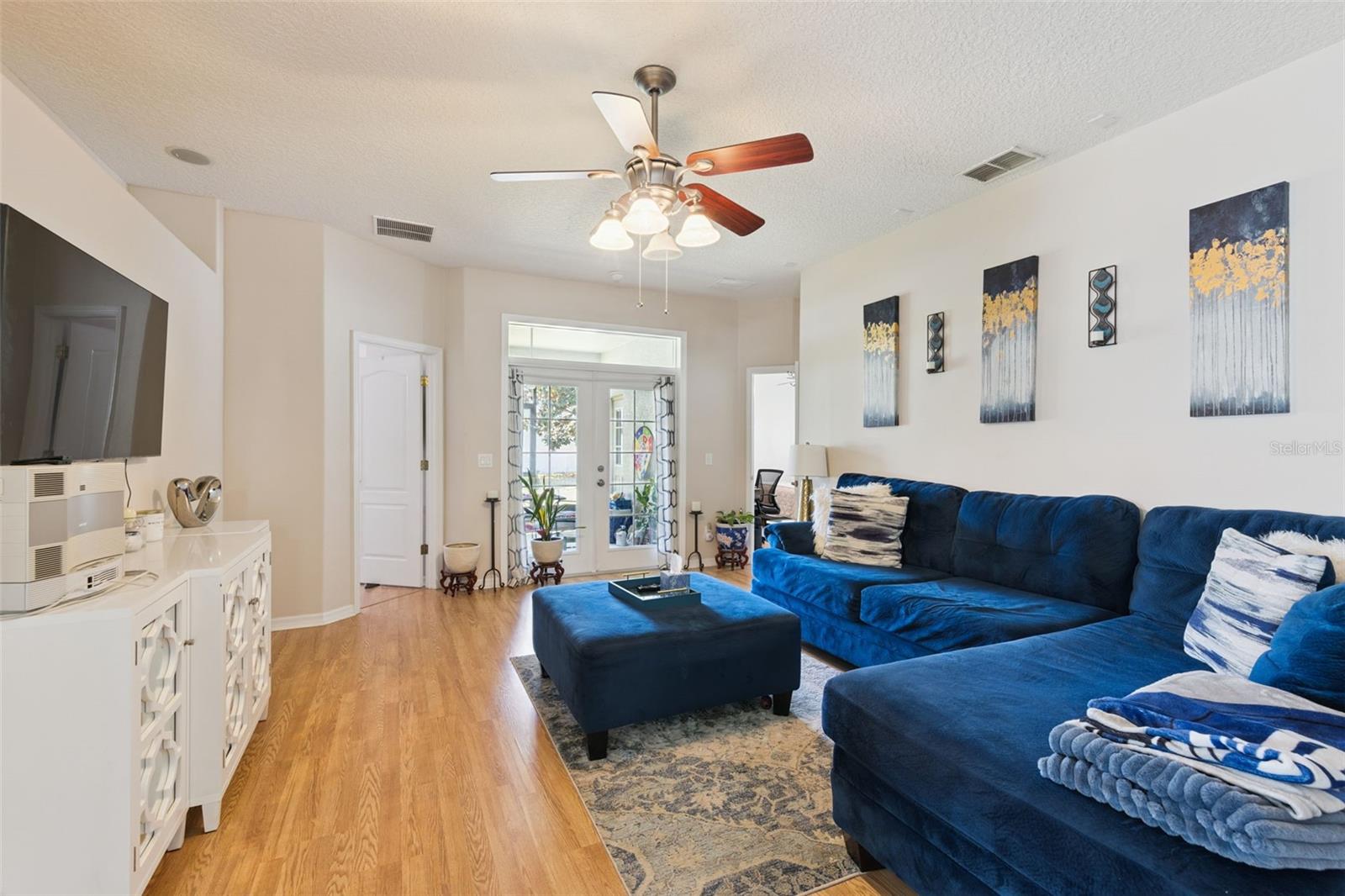 Image 4 of 20 For 6220 Beldon Dr