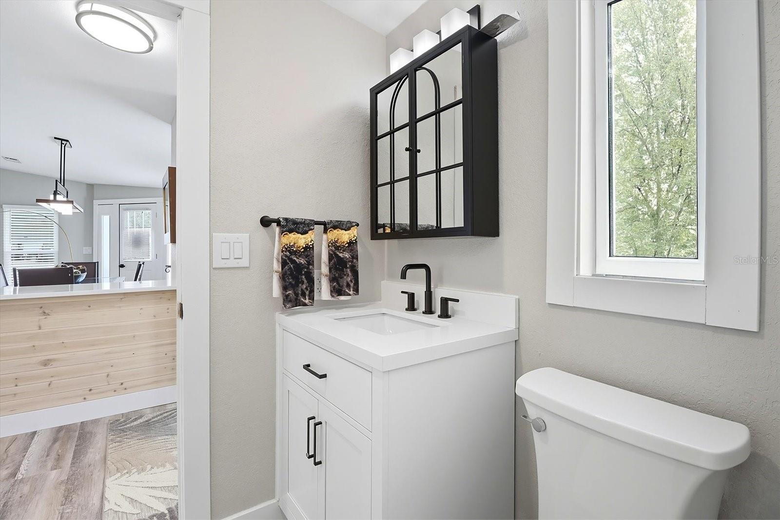 Image 20 of 45 For 720 Orchid Street