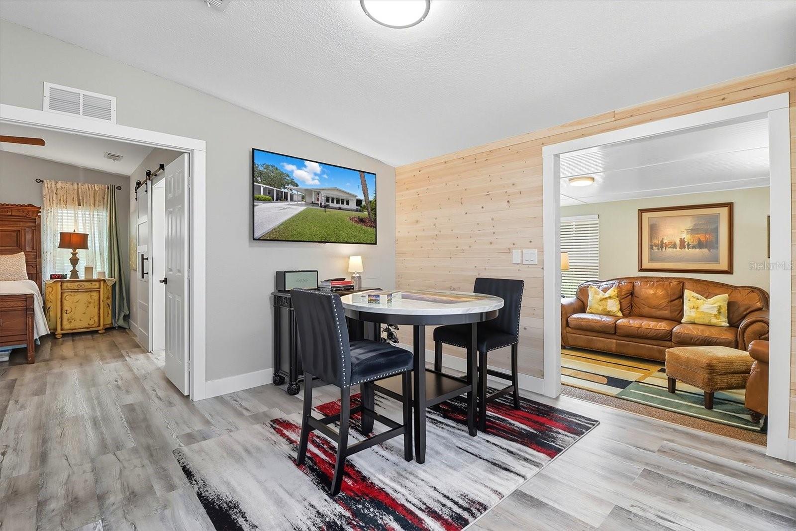 Image 22 of 45 For 720 Orchid Street