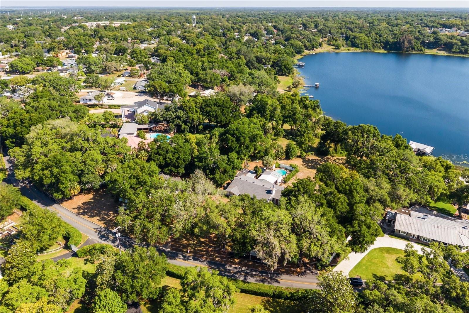 Image 18 of 26 For 1505 Crooked Lake Drive