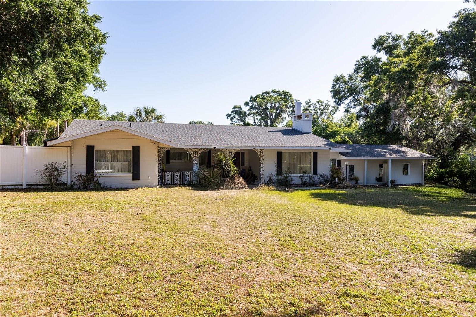 Image 2 of 26 For 1505 Crooked Lake Drive